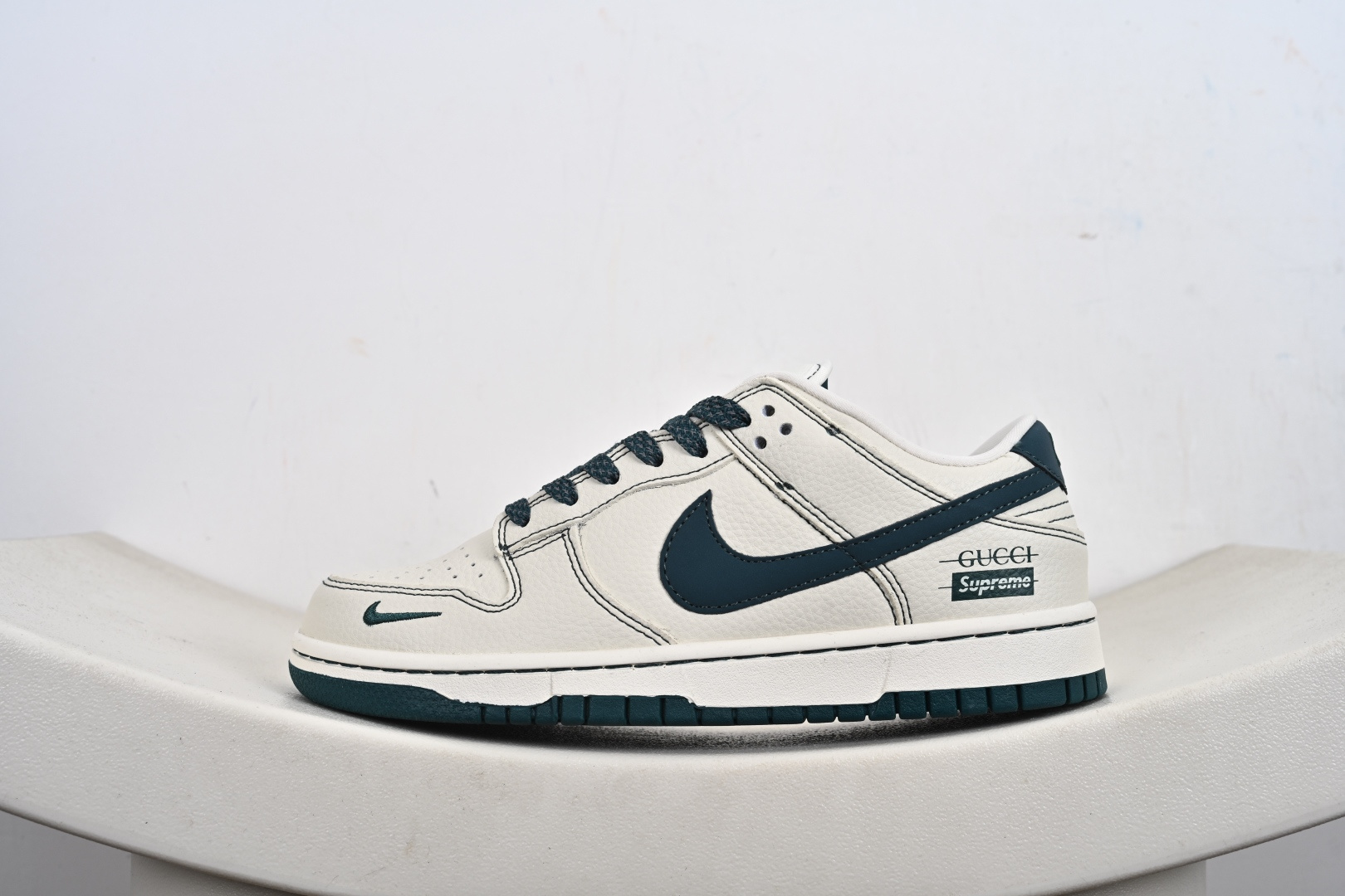 Nike SB Dunk Low Supremex Gucci联名 DJ1988-003