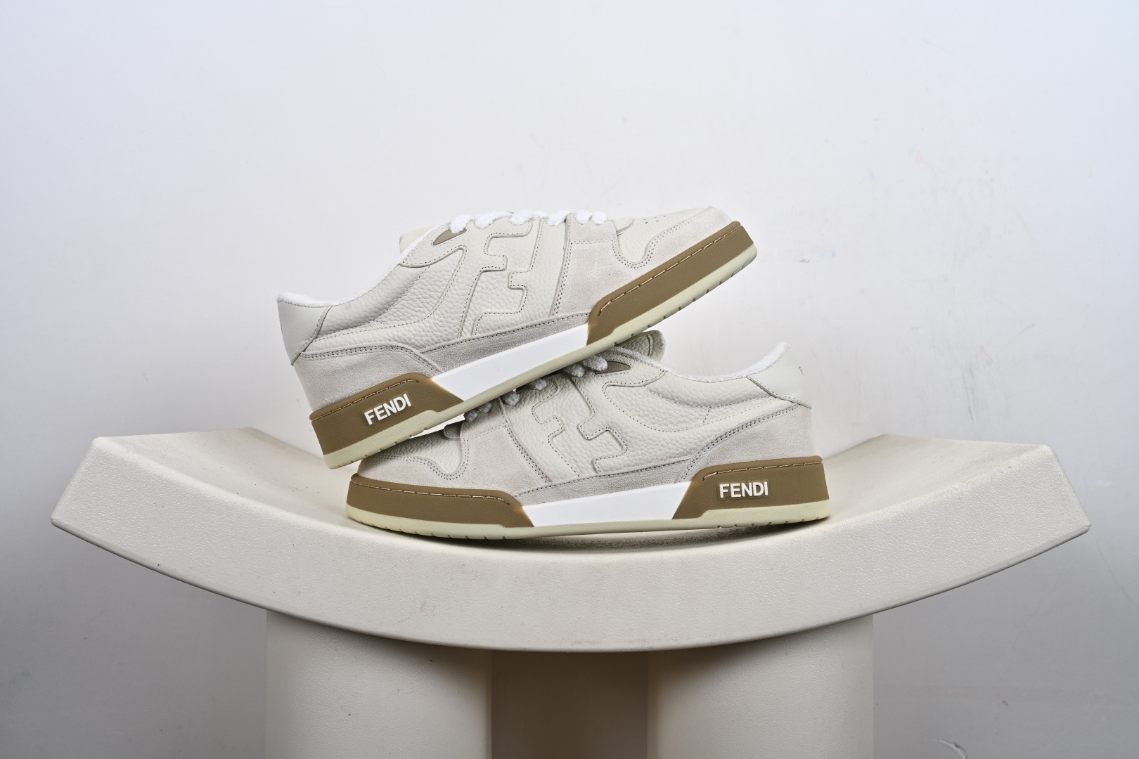 #合集 350 FENDI 芬迪 Match sneaters 低帮运动鞋惊艳登场