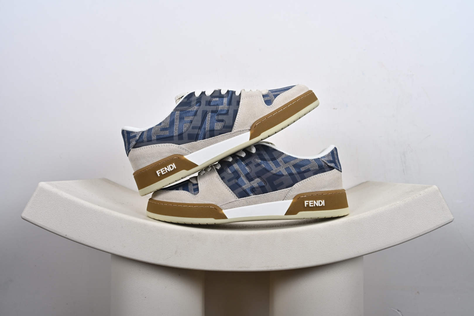 #合集 350 FENDI 芬迪 Match sneaters 低帮运动鞋惊艳登场