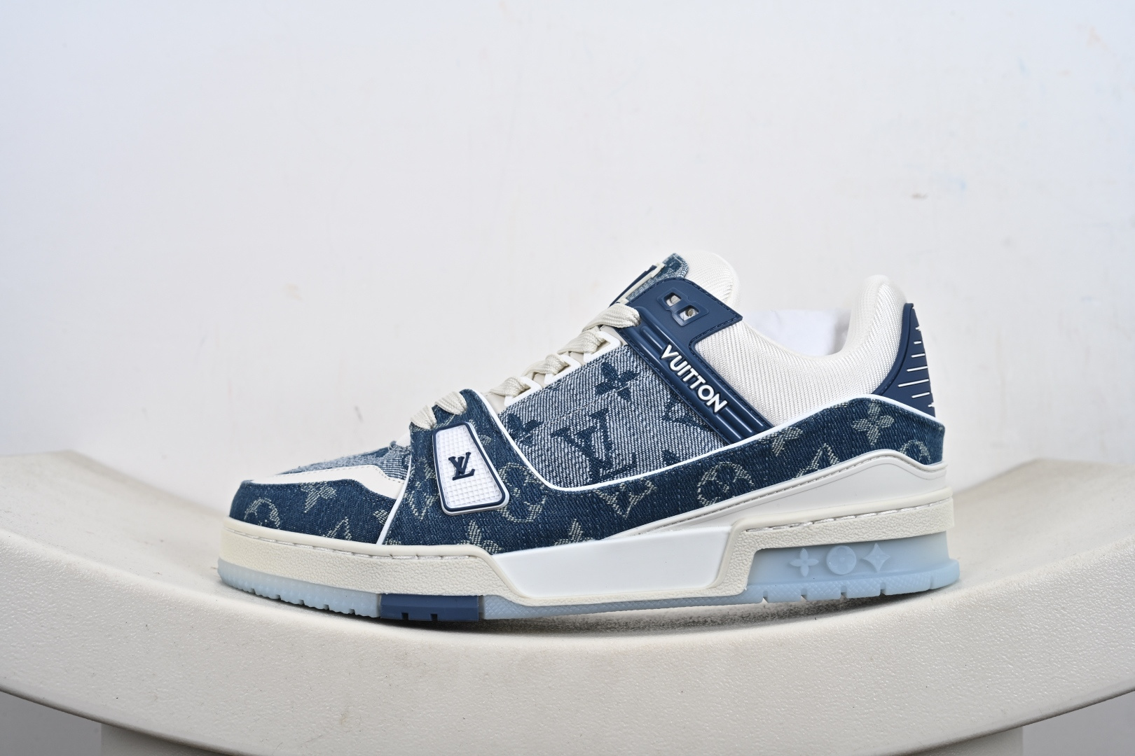 终端供货 代购级别 Louis Vuitton Trainer 2021ss早春全新时装走秀运动鞋 #ZP级全套包装 市面独家黑盒 小红书 Ins 最火配色 原版楦型 毫无差异 #鞋面独家订制压纹粒面小牛皮 TPU大底 全进口头层牛皮质感媲美原版 垫脚聚米微料加透气英伦网布 Y-G8
