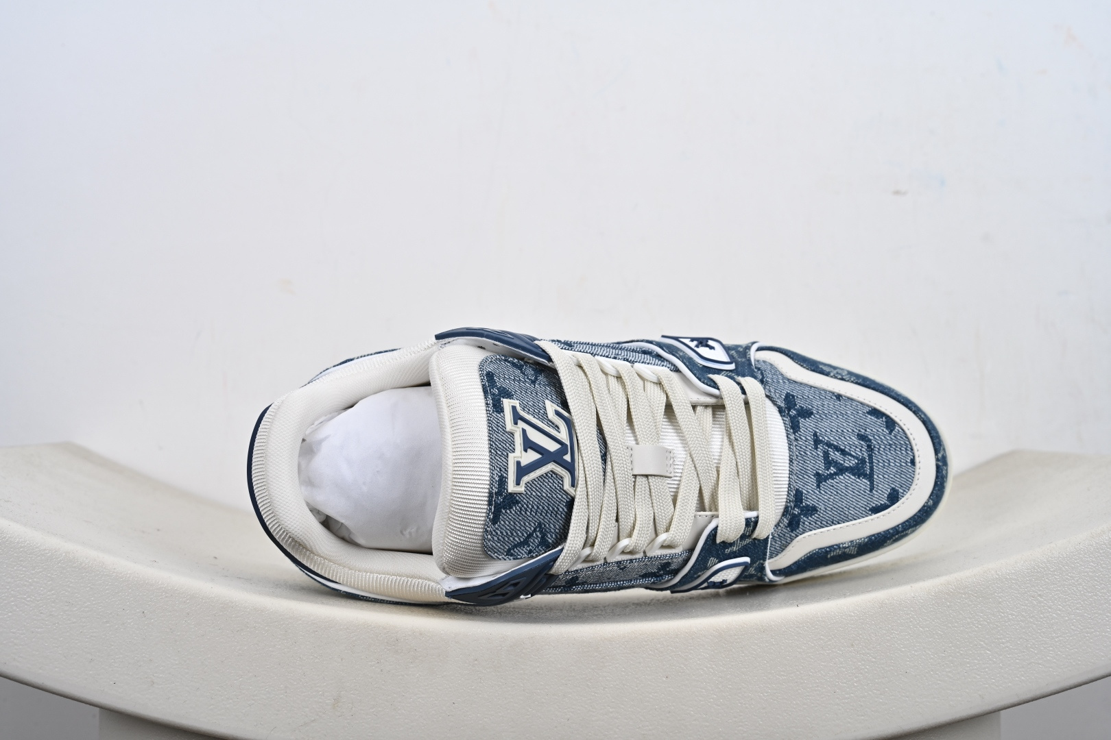 终端供货 代购级别 Louis Vuitton Trainer 2021ss早春全新时装走秀运动鞋 #ZP级全套包装 市面独家黑盒 小红书 Ins 最火配色 原版楦型 毫无差异 #鞋面独家订制压纹粒面小牛皮 TPU大底 全进口头层牛皮质感媲美原版 垫脚聚米微料加透气英伦网布 Y-G8