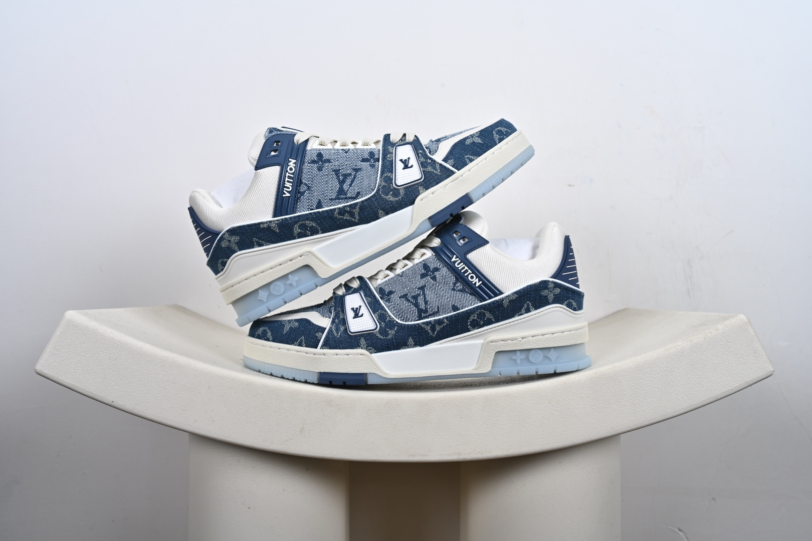 代购级别 Louis Vuitton Trainer 2021ss早春全新时装走秀运动鞋