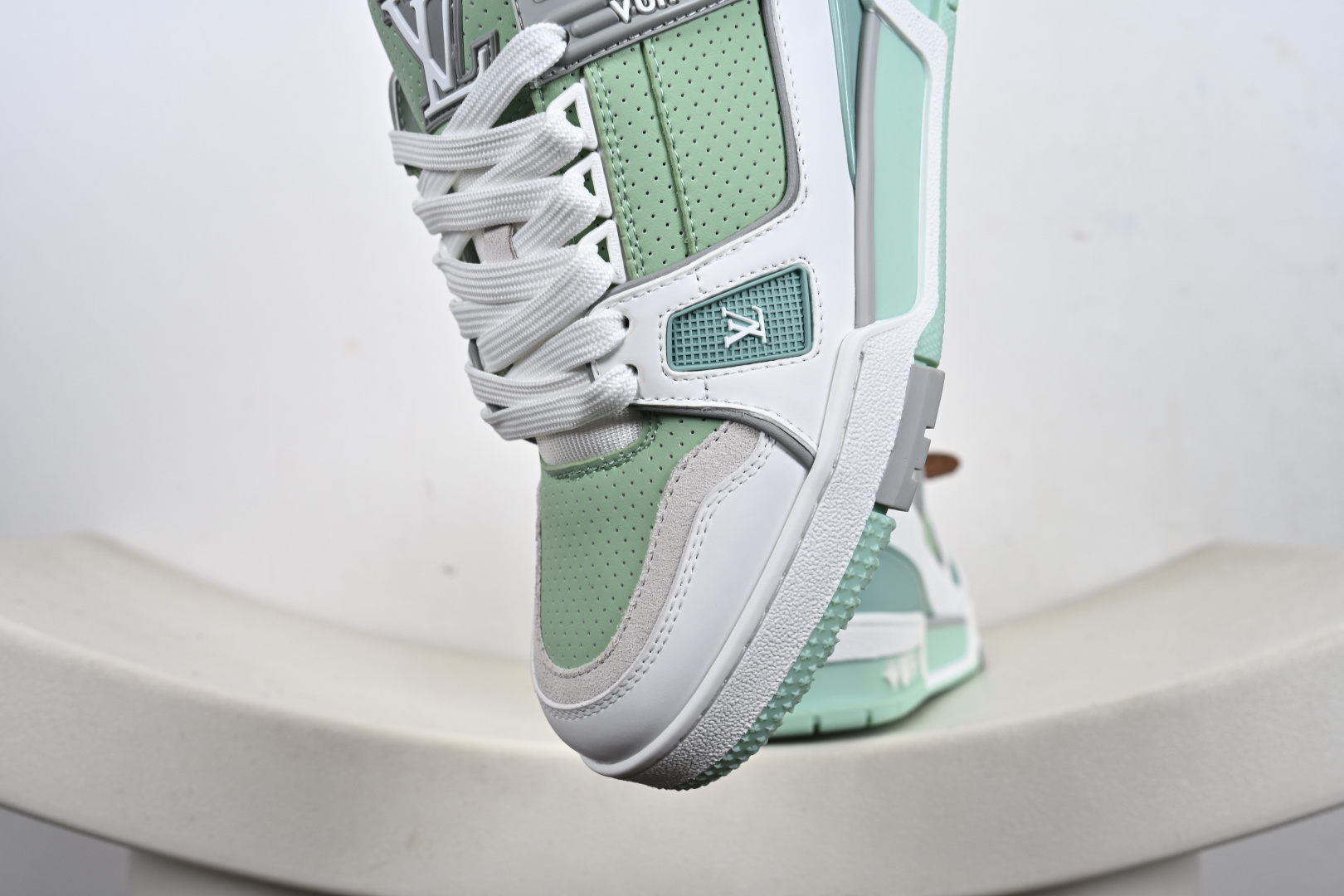 代购级别 Louis Vuitton Trainer 2021ss早春全新时装走秀运动鞋