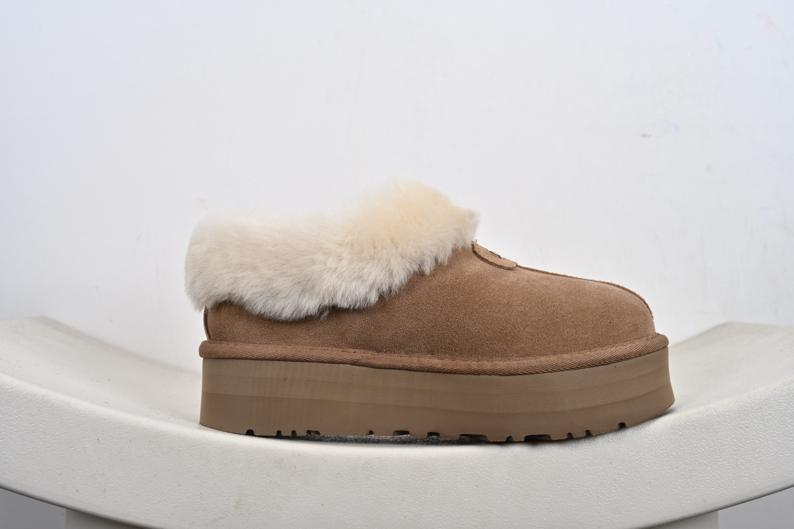 UGG 塔次特 薄底 栗色 羊皮毛一体高品质 保暖锁热 1134810