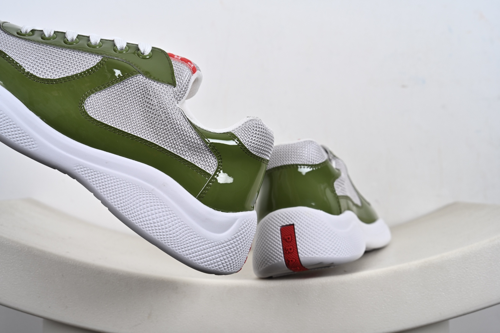 Prada America's Cup 普拉达 运动鞋经过重新设计