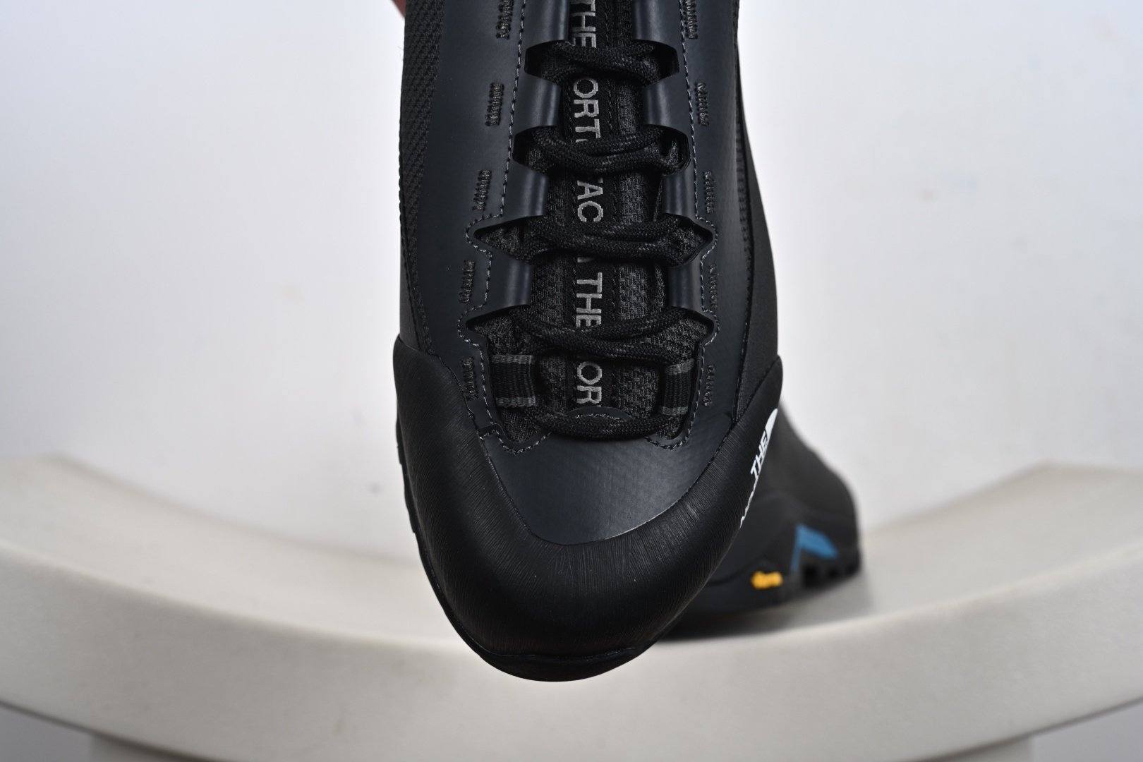 THE NORTH FACE VERTO GORE-TEX北面户外防水耐磨低帮高山登山鞋 NF0A83NBMN8-384 382 383