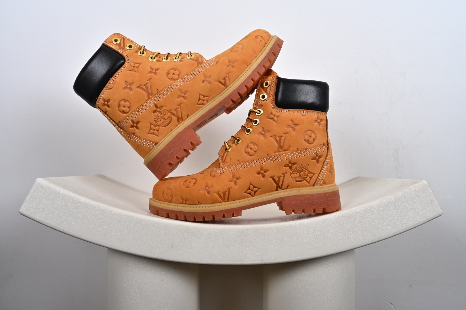 本地💰360终端供货
Timberland添柏岚靴子天伯伦高帮马丁靴 路易威登联名 LV路易威登 X Trainer Sneaker Low 休闲运动文化百搭板鞋 路易威登中帮马丁靴踢不烂经典大黄靴 高帮靴 马丁靴 户外休闲潮流系列 搭配防臭防腐真皮乳胶鞋垫,给您完美的穿着体验,质量考究耐穿,专治不帅,高品质脚感一流!
尺码:39-45-M1-G1
