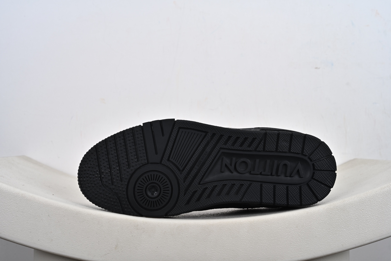 代购级别 Louis Vuitton Trainer 2021ss早春全新时装走秀运动鞋