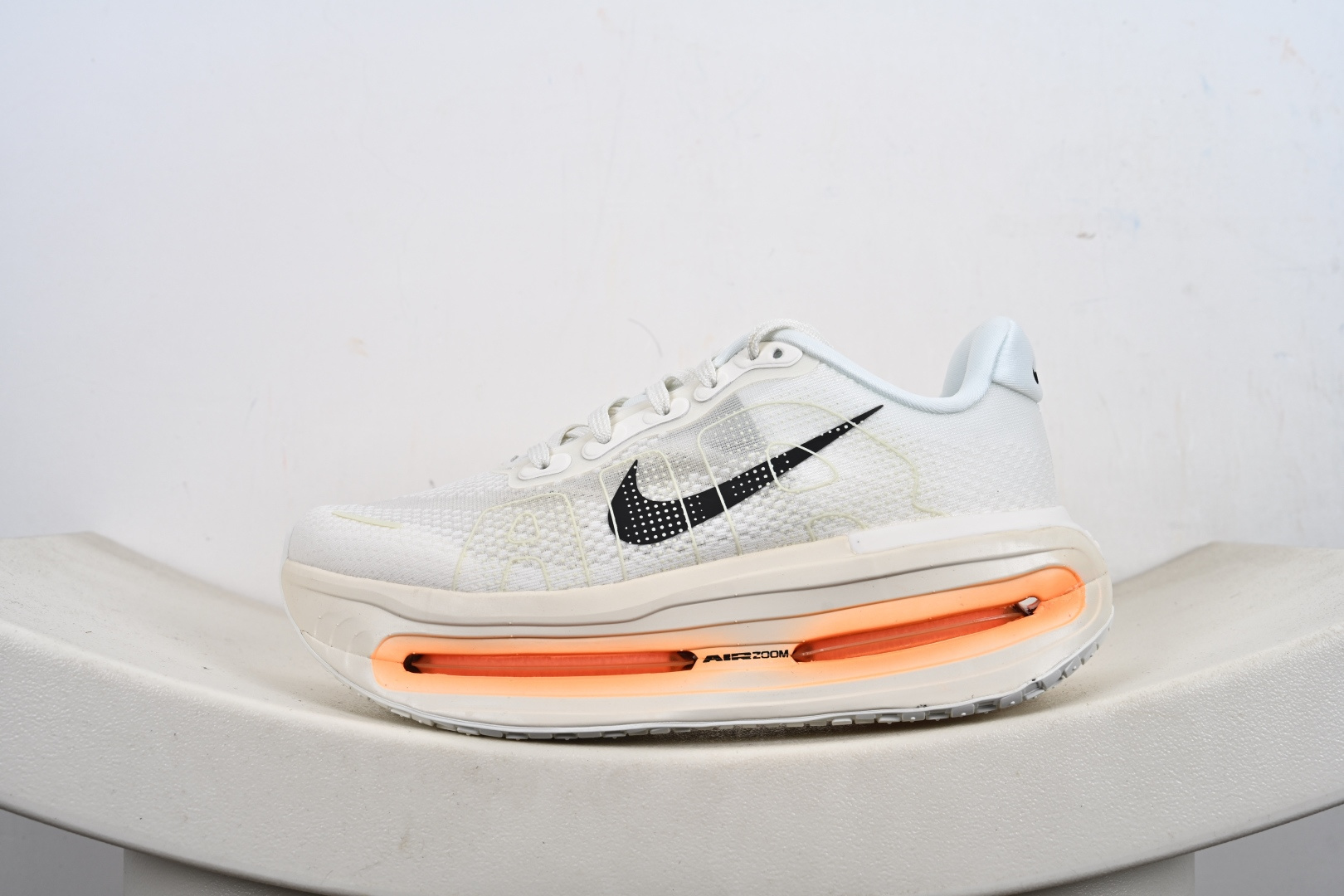 Nike ZOOM PREMIUM 耐克 飞马 舒适减震防滑 低帮跑步鞋全掌ReactX泡绵中底 HQ2050-300 IQ4035-100