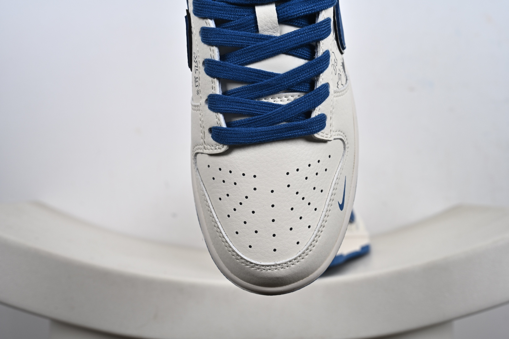 Nike SB Dunk Low“ 周年高端定制 低帮休闲板鞋 XD1588-237