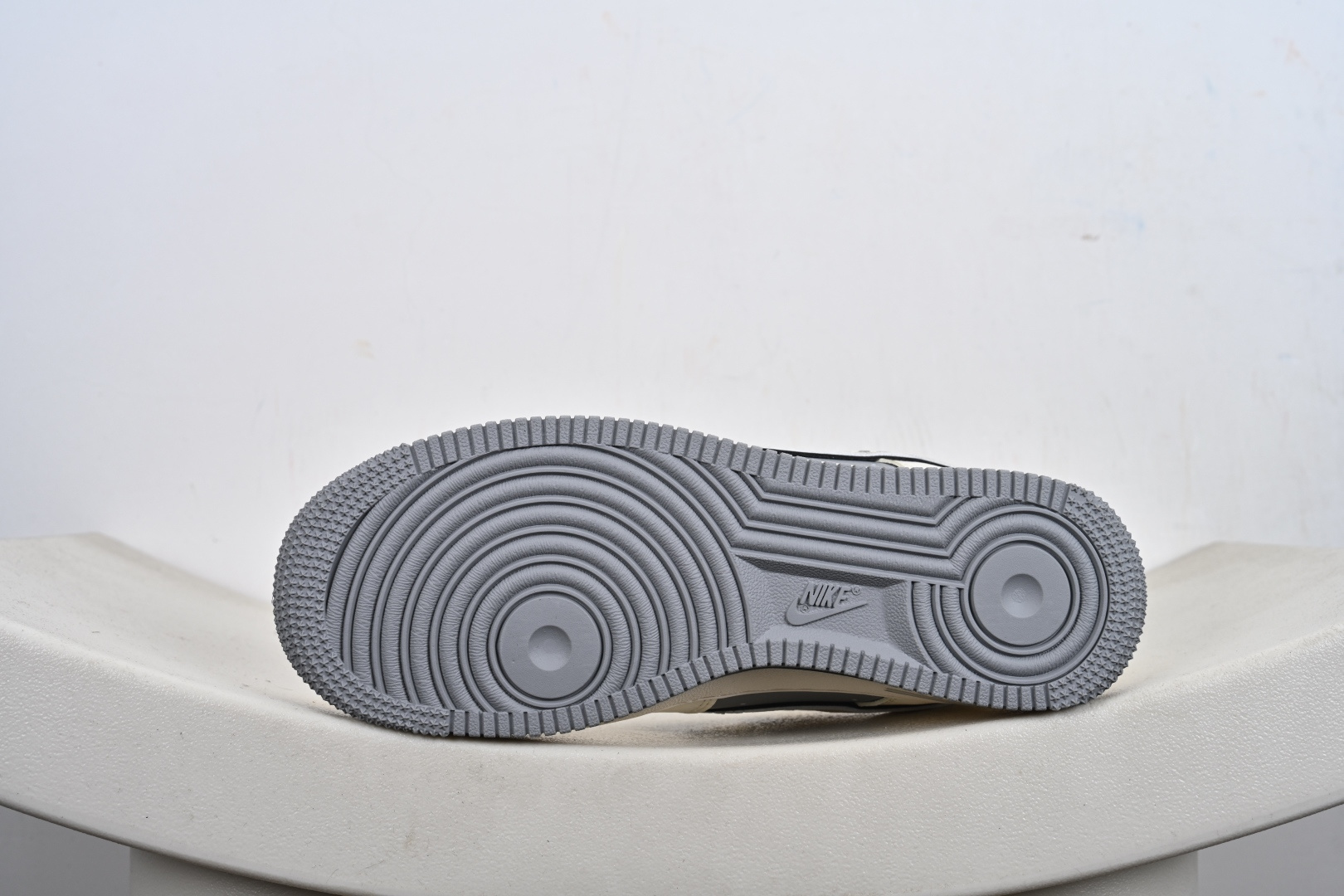 定制版Nike Air Force 1'07 Low 北面联名 米黑灰 空军一号低帮休闲板鞋 JP8028-066