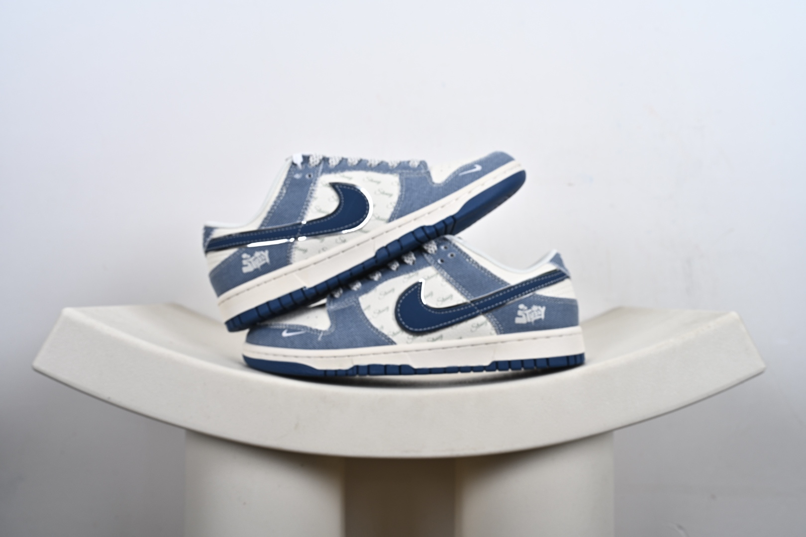 本地💰180支持放店
【定制版】Nike SB Dunk Low 周年高端定制 低帮休闲板鞋
货号:JJ2508-561、558、559、562、
#定制鞋盒 大厂纯原品质出货 超高清洁度 皮料切割干净无任何毛边 细节完美
尺码:36 36.5 37.5 38 36.5 39 40 40.5 41 42 42.5 43 44 44.5 45 -Q2-E5