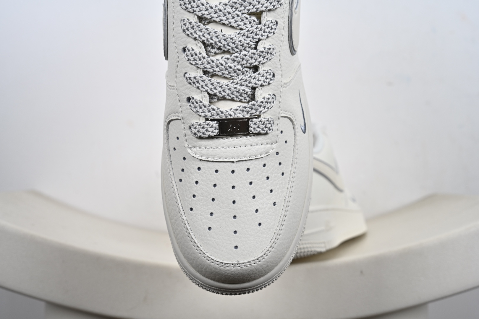 定制版Nike Air Force 1'07 Low 空军一号低帮休闲板鞋 CS5288-056