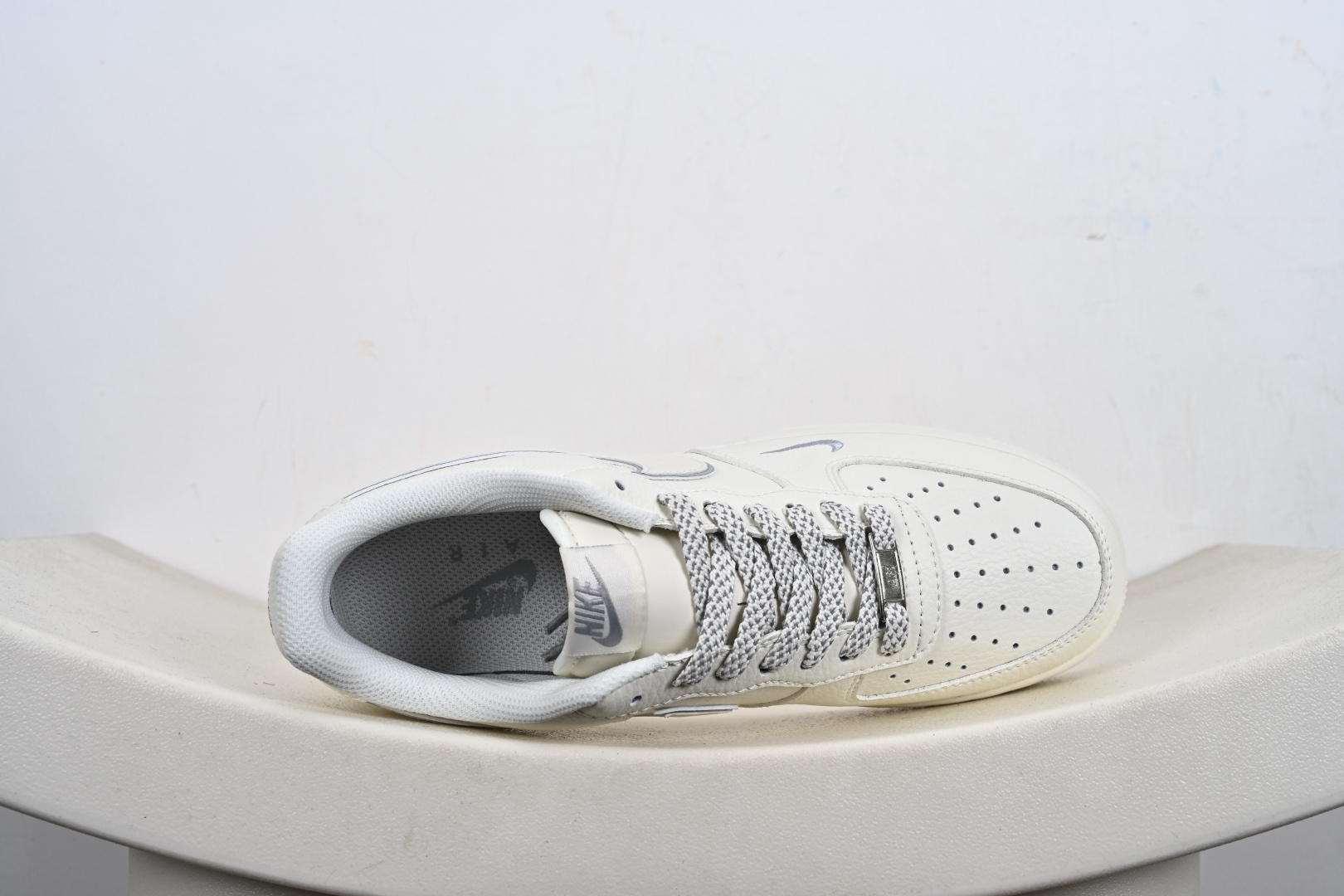 定制版Nike Air Force 1'07 Low 空军一号低帮休闲板鞋 CS5288-056