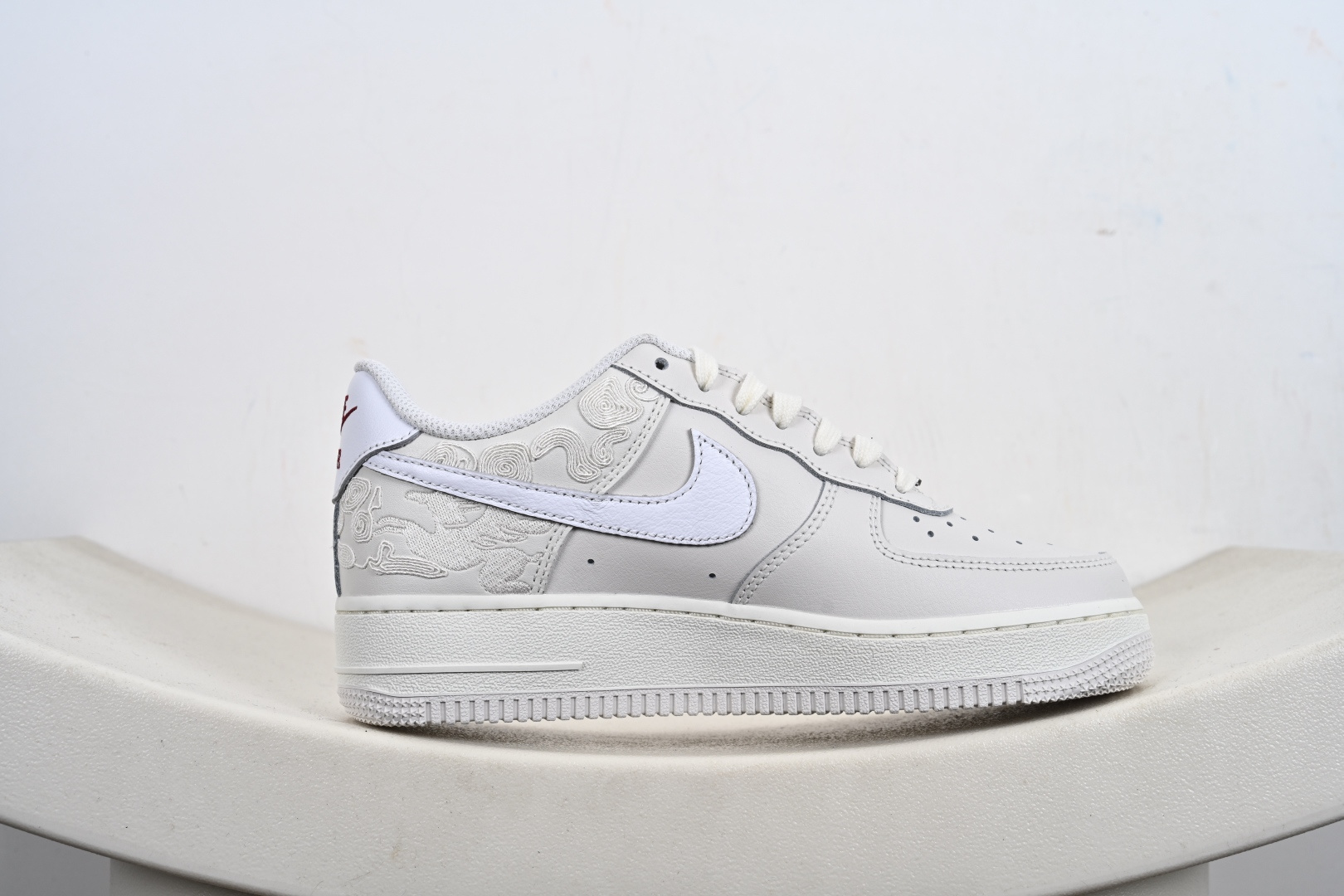 纯原 NK Air Force 1 Low '07 空军一号低帮经典板鞋 CNY马年限定 IQ1119-011