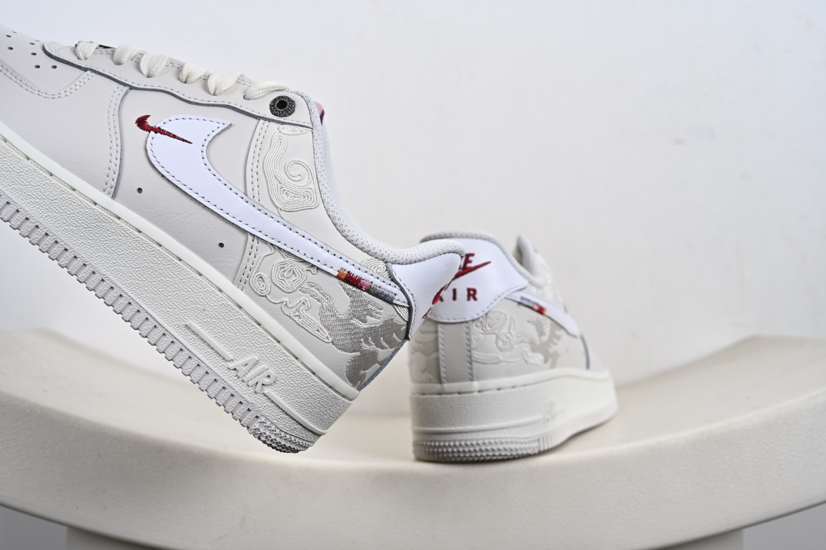 纯原 NK Air Force 1 Low '07 空军一号低帮经典板鞋 CNY马年限定 IQ1119-011