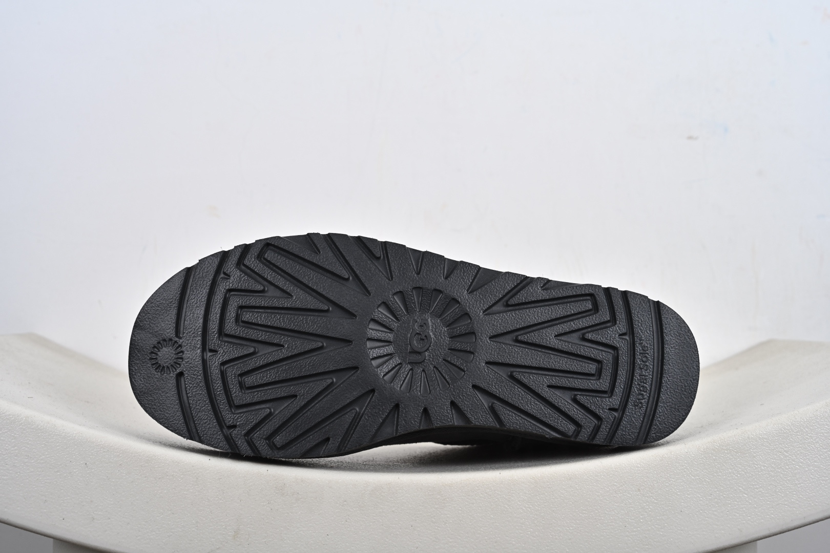 UGG 百搭单品 UGG 秋冬羊皮毛一体雪地靴 UGG W/1135093