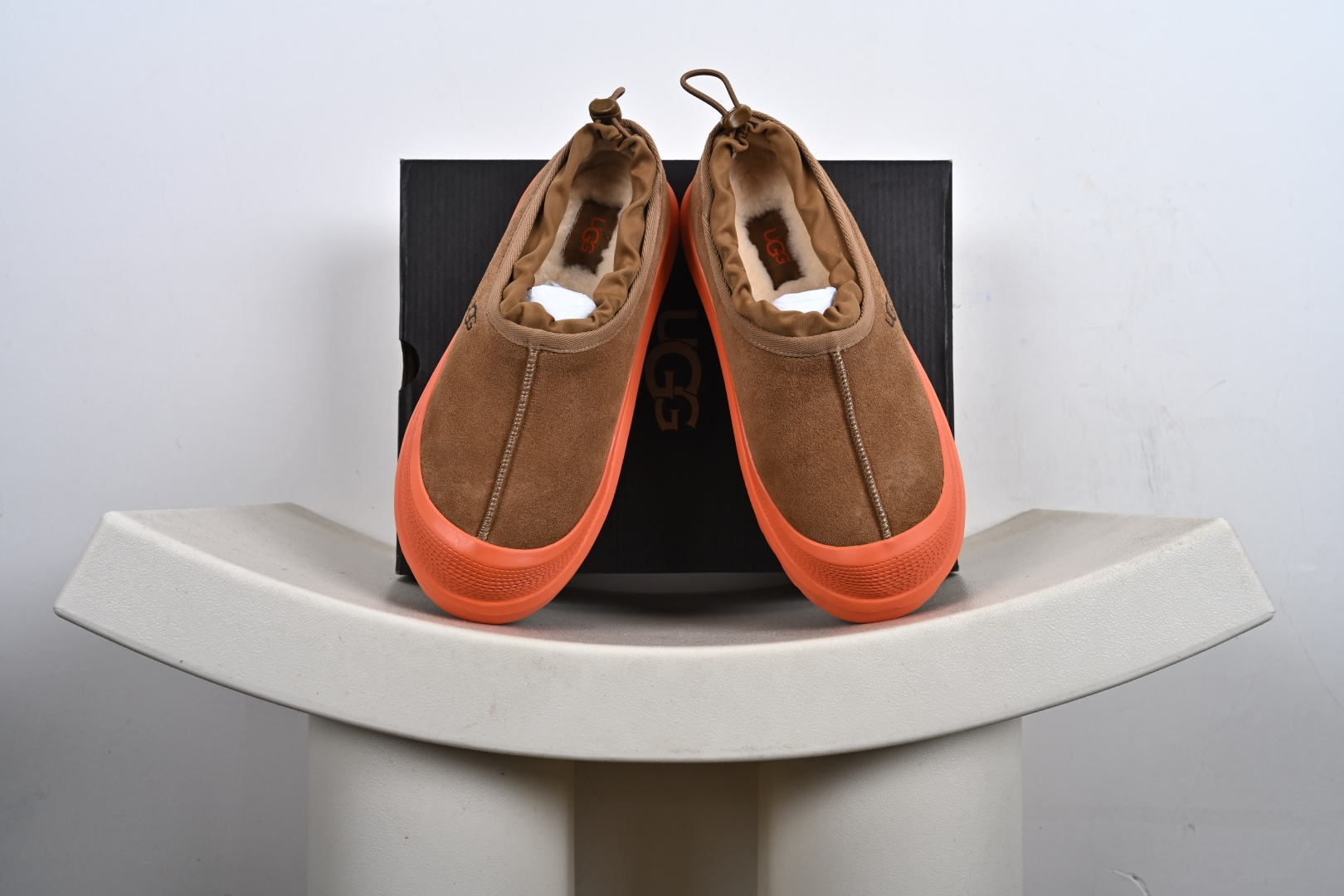 UGG 百搭单品 UGG 秋冬羊皮毛一体雪地靴 W/1144096