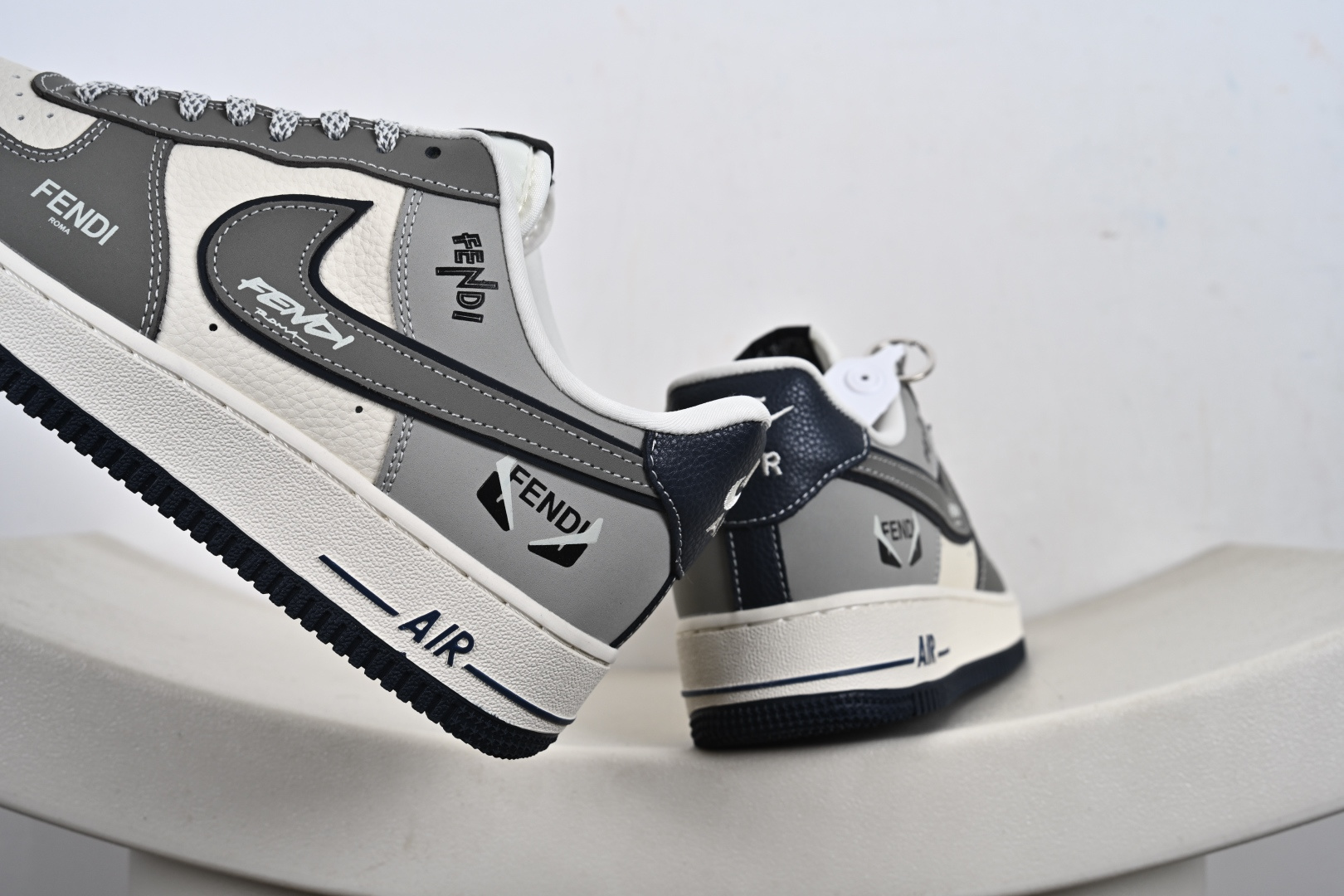 定制版Nike Air Force 1'07 Low 联名 创意米灰黑 空军一号低帮休闲板鞋 DF0188-110