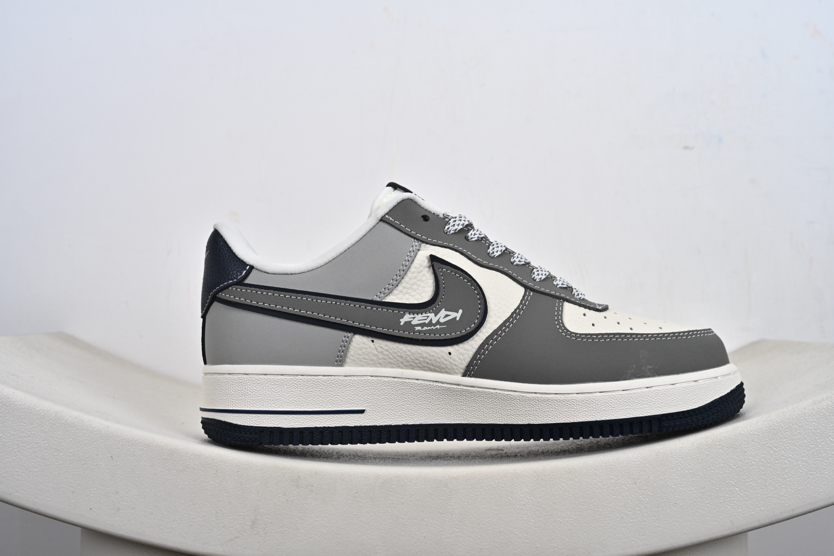 定制版Nike Air Force 1'07 Low 联名 创意米灰黑 空军一号低帮休闲板鞋 DF0188-110