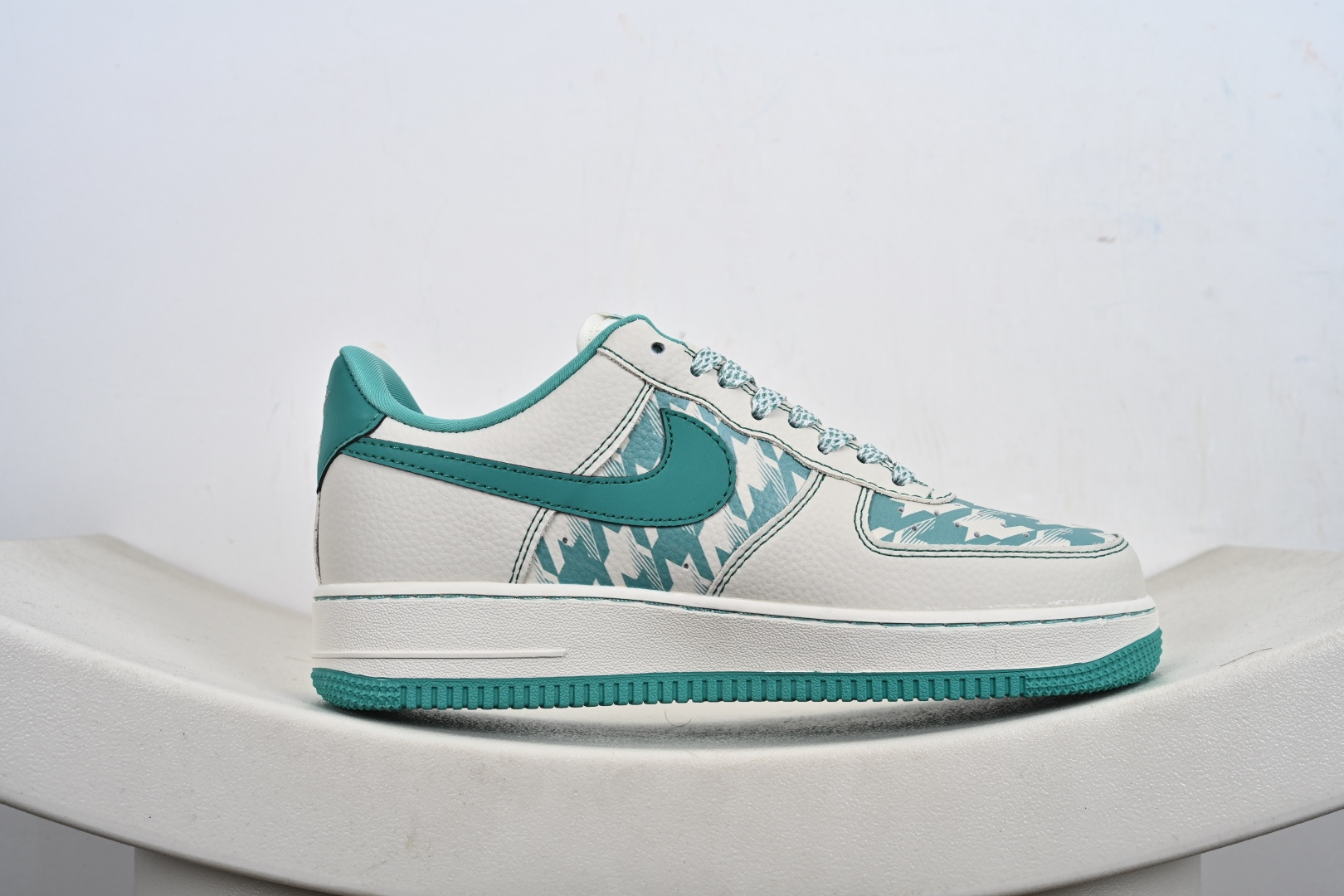 定制版NIke Air Force 1 '07 Low “古驰联名——薄荷绿”空军一号 低帮 运动鞋 XL1979-124
