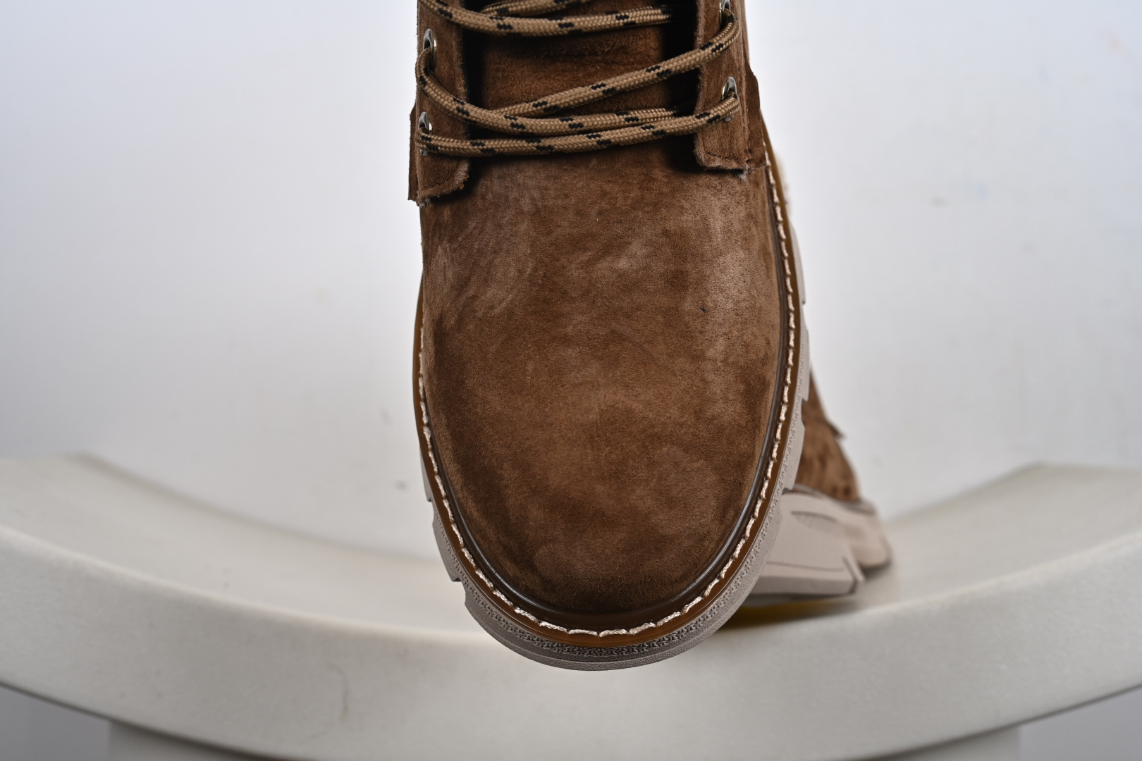 UGG Tasman Weather Hybrid 塔斯曼混合系列中帮轻量休闲马丁靴 U5869M