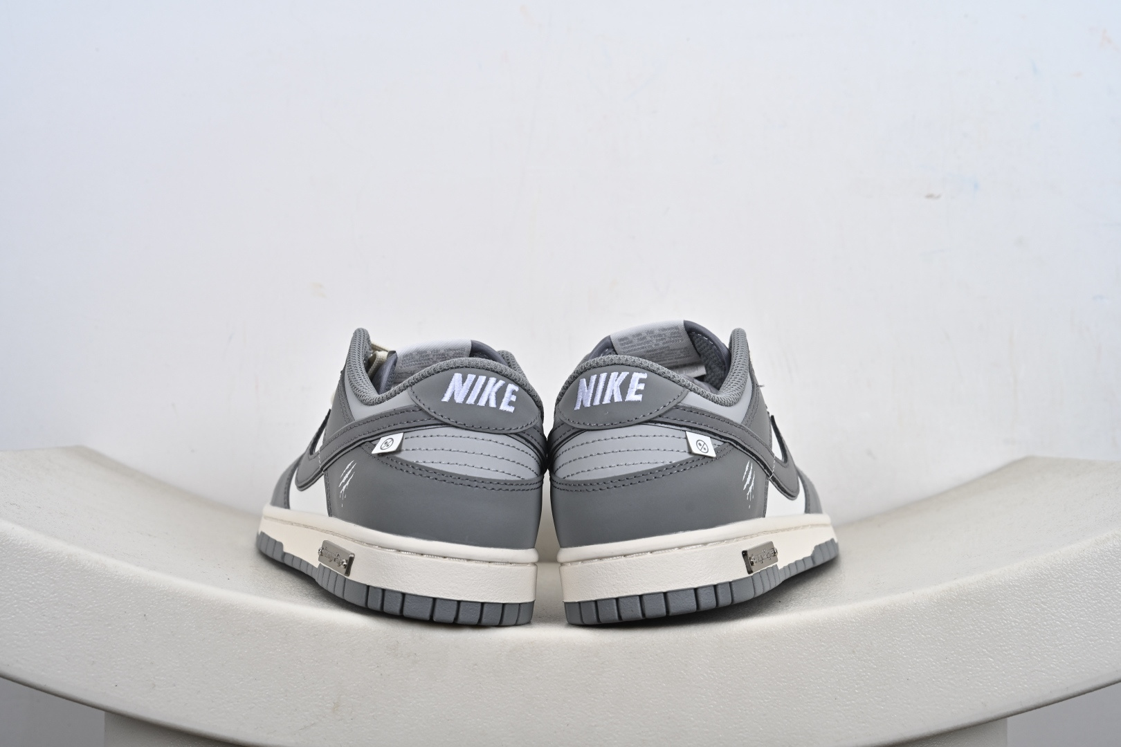 Nike Dunk Low Retro ‘DIY高端定制’耐克 低帮休闲运动板鞋 GW0510-051