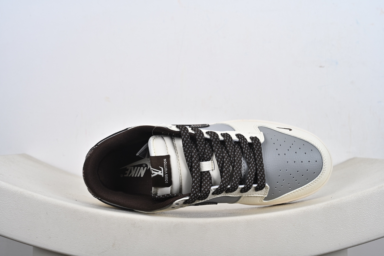 Nike SB Dunk Low“LV联名——花棕勾” 周年高端定制 低帮休闲板鞋 XS6089-630