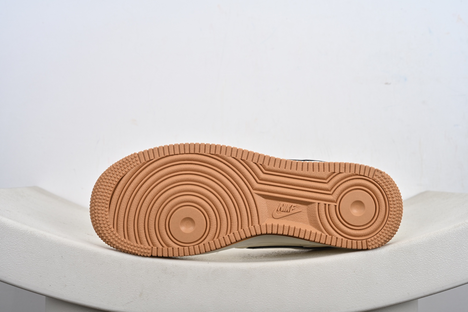 Nike W AIR FORCE 1 '07 WB “联名款”空军一号 低帮 运动鞋 休闲鞋 CS5288-053