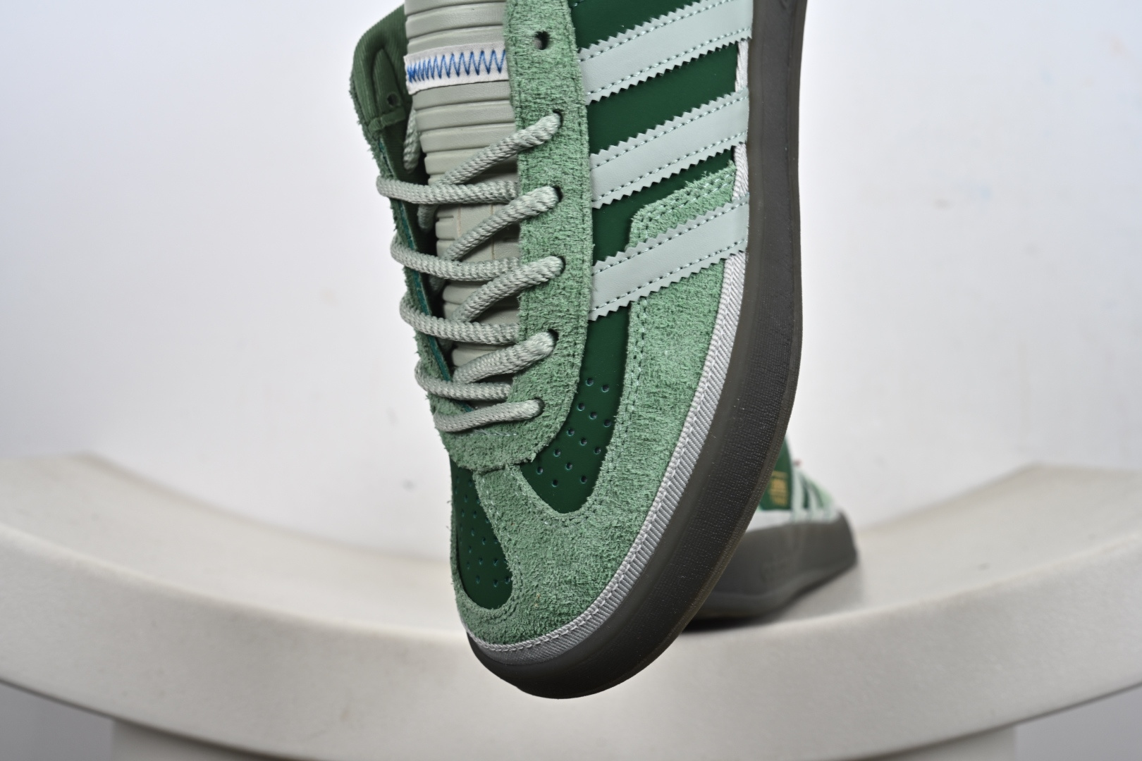 Bad Bunny x adidas originals GAZELLE INDOOR 舒适百搭 耐磨 低帮 板鞋 阿迪达斯轻运动鞋 JS5052 IF9734 JS5049