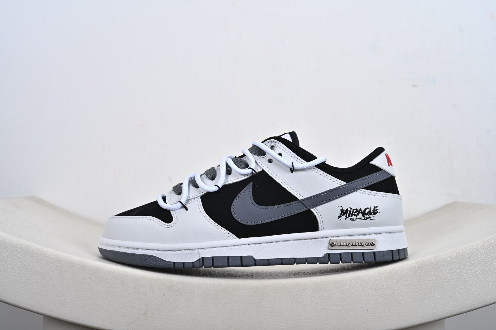 Nike SB Dunk Low 绑带 周年高端定制NK Dunk Low Retro 幽影骑士 白黑灰 低帮休闲板鞋 WG0716-152