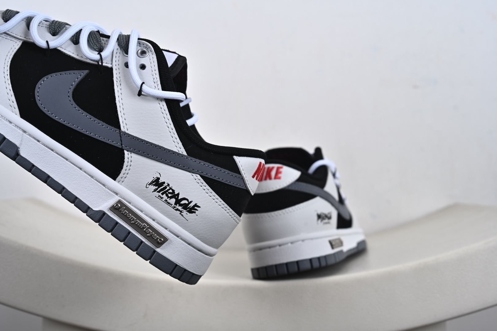 Nike SB Dunk Low 绑带 周年高端定制NK Dunk Low Retro 幽影骑士 白黑灰 低帮休闲板鞋 WG0716-152