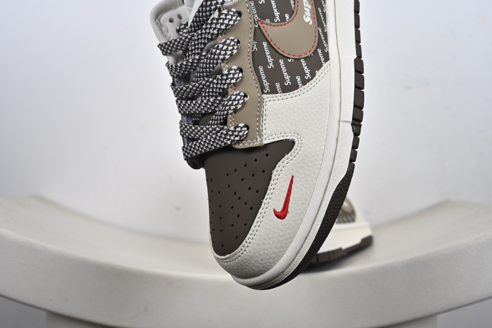 定制版NK SB Dunk Low“北面联名——米浅棕” 周年高端定制 低帮休闲板鞋 DG1988-012