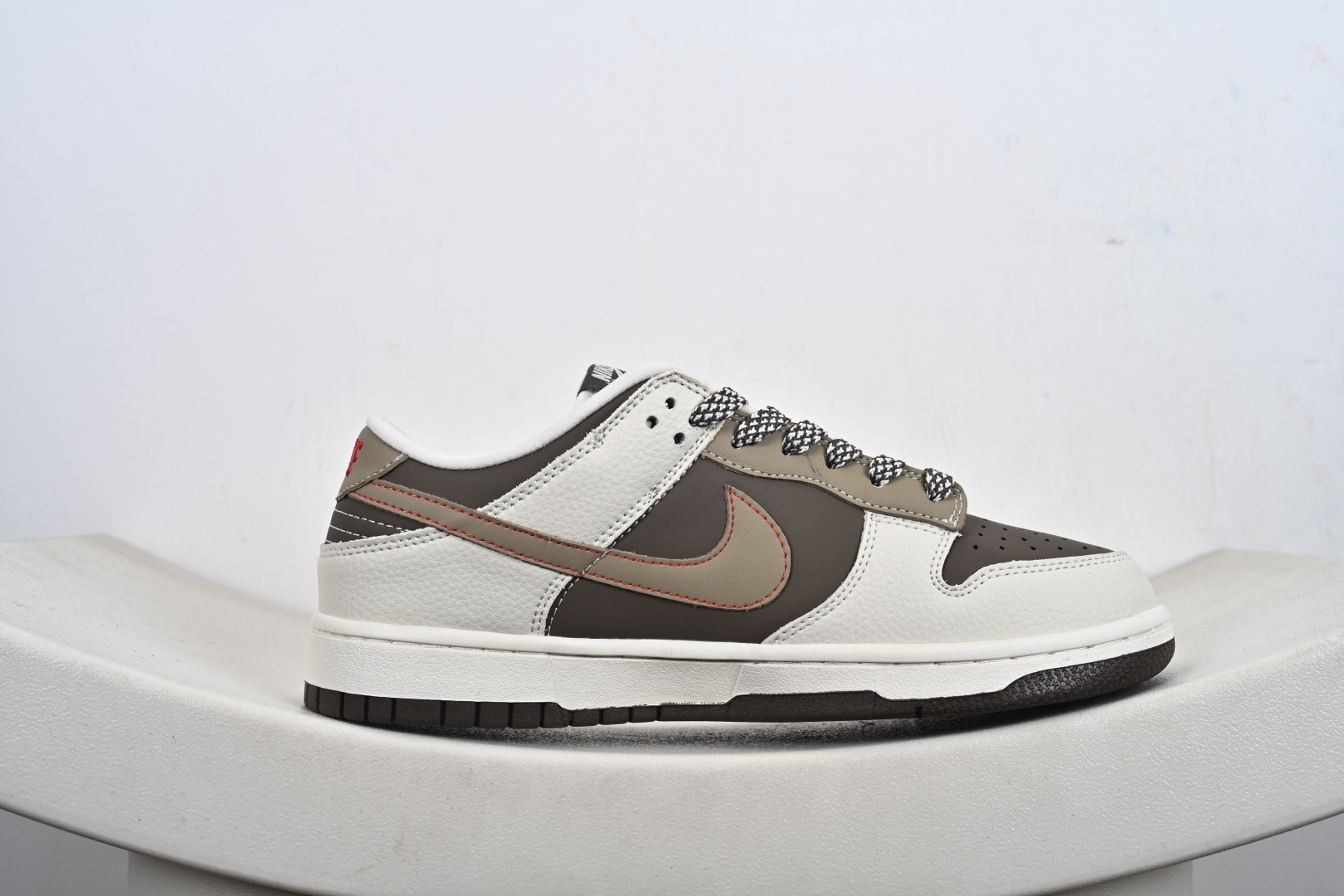 定制版NK SB Dunk Low“北面联名——米浅棕” 周年高端定制 低帮休闲板鞋 DG1988-012