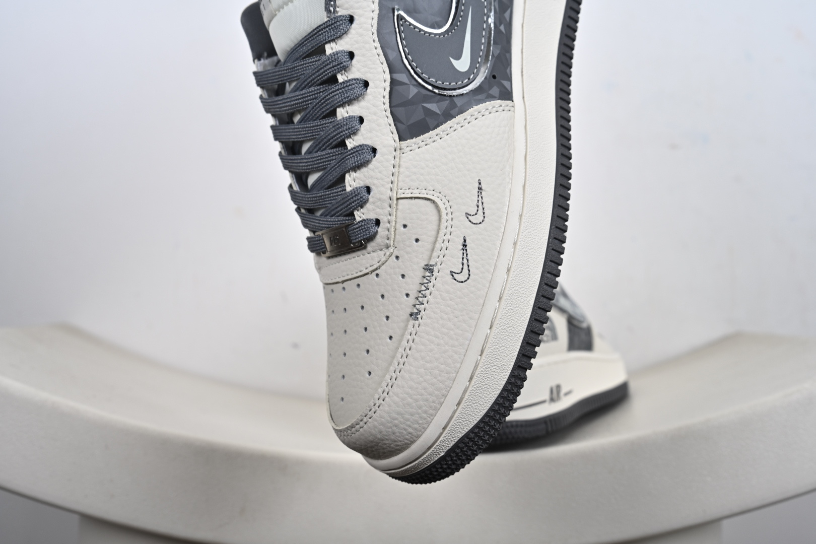 NIke Air Force 1 ‘07 Low “北面联名——米灰钻石”空军一号 低帮 运动鞋 DF0188-114