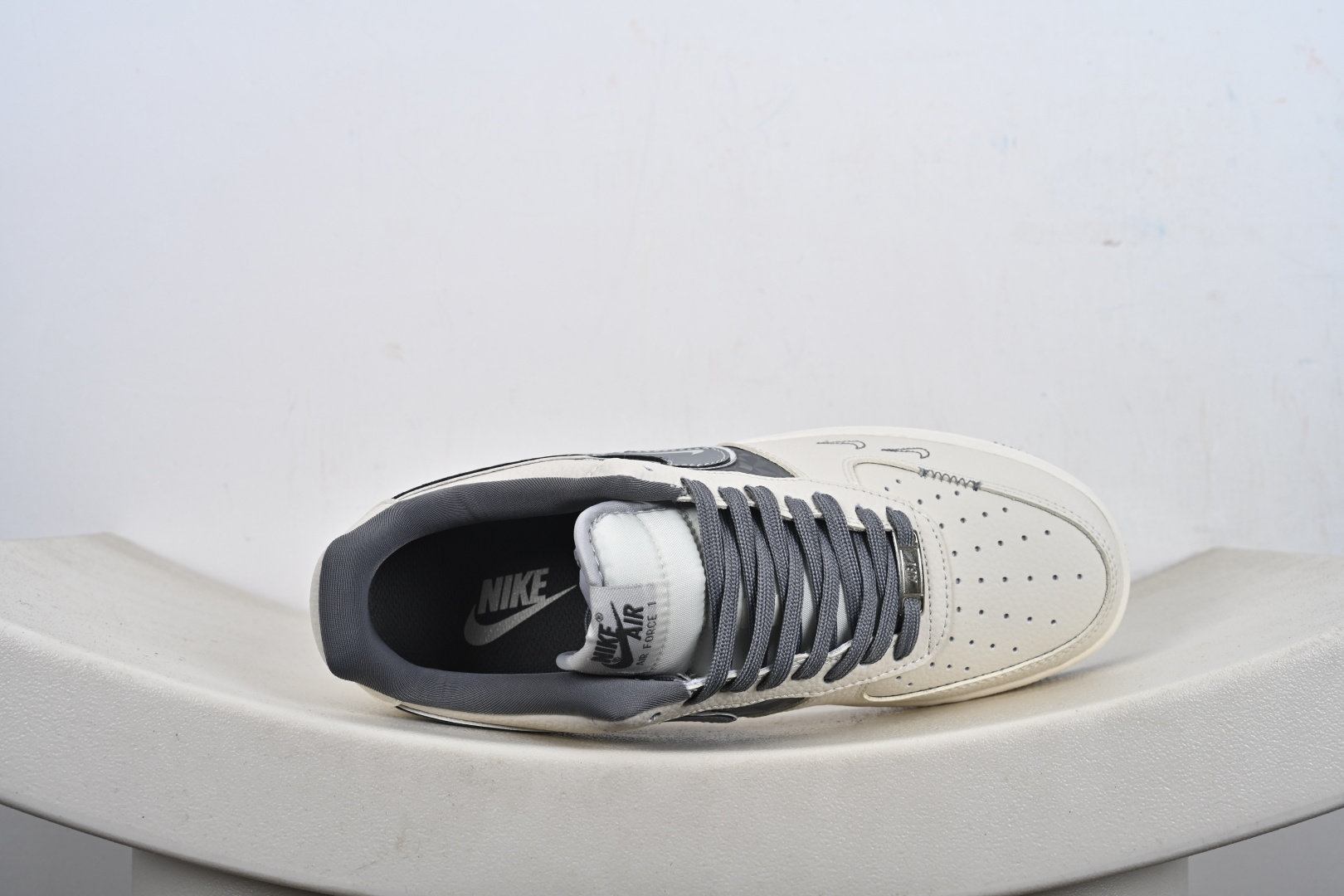 NIke Air Force 1 ‘07 Low “北面联名——米灰钻石”空军一号 低帮 运动鞋 DF0188-114