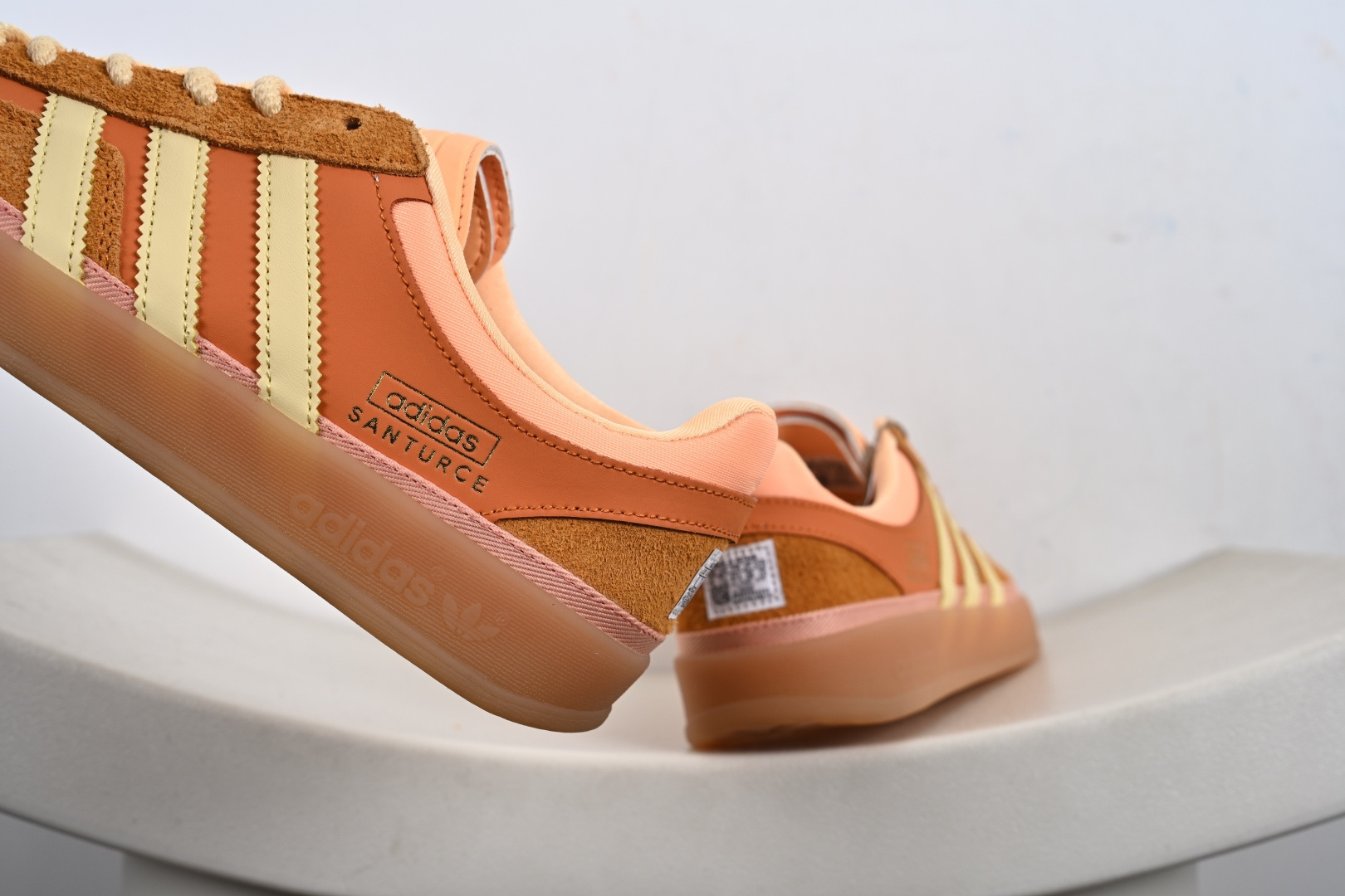 Bad Bunny x adidas originals GAZELLE INDOOR 舒适百搭 耐磨 低帮 板鞋 阿迪达斯轻运动鞋 JS5052 IF9734 JS5049 JS5050