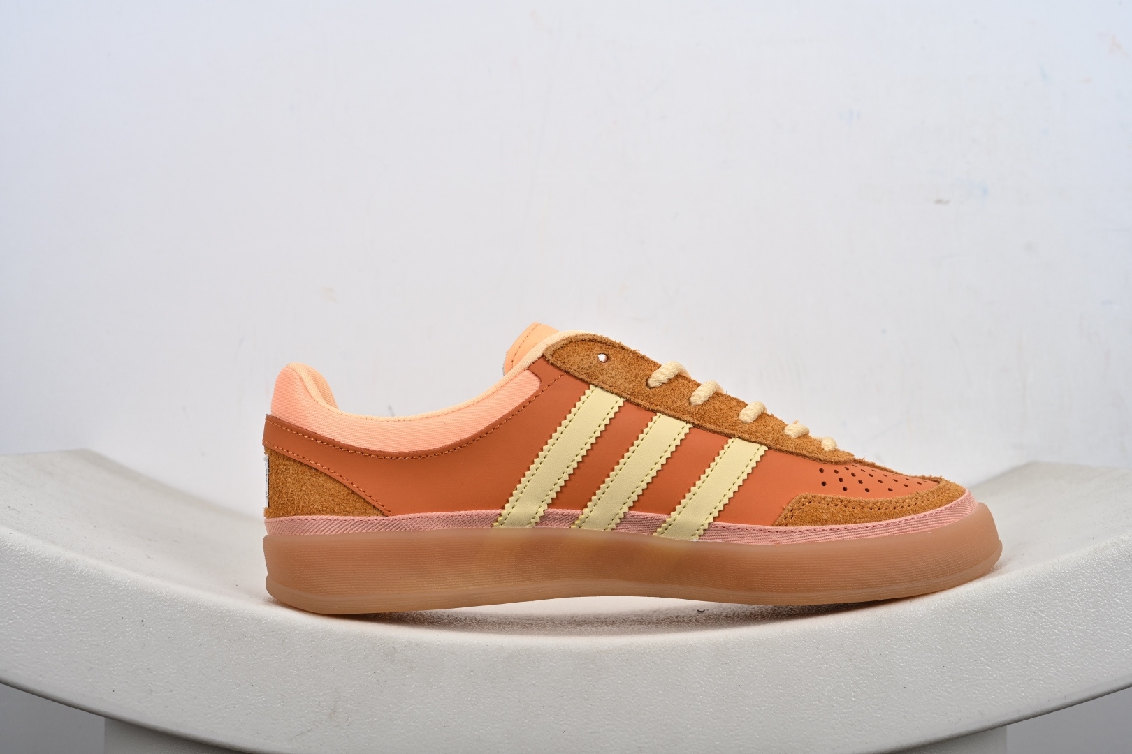 Bad Bunny x adidas originals GAZELLE INDOOR 舒适百搭 耐磨 低帮 板鞋 阿迪达斯轻运动鞋 JS5052 IF9734 JS5049 JS5050