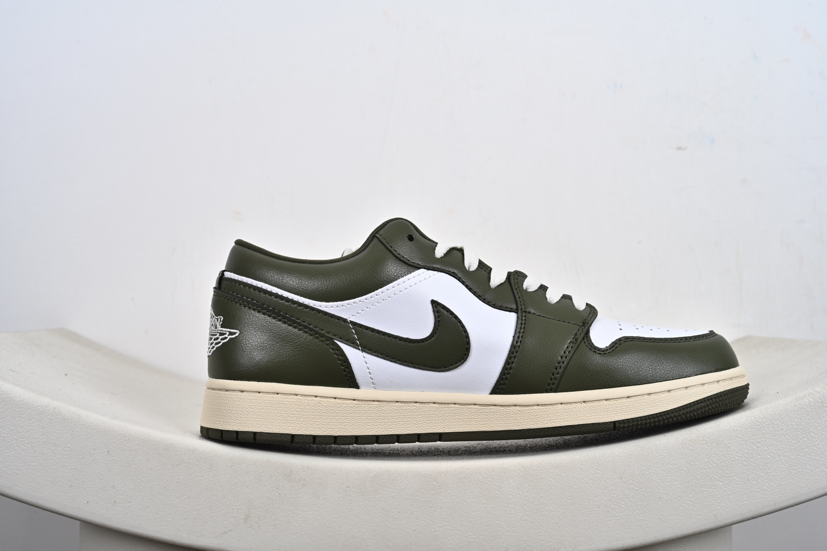 支持放店 Nike Air Jordan 1 Low OG 耐克 AJ1乔1低帮休闲板鞋 货号:CD0774-122 H11顶级版本市场最强团队呕心沥血重资打造完美售后高品质福利版 原鞋原楦原底原料版型正确细节无敌清洁度完持续更新 敬请期待-M1-E6