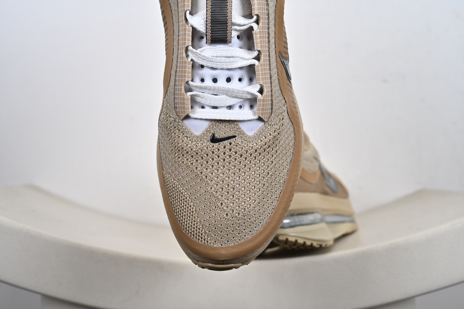 NIKE PEGASUS PREMIUM 耐克 新气款垫缓震休跑闲步鞋 IH4369-200