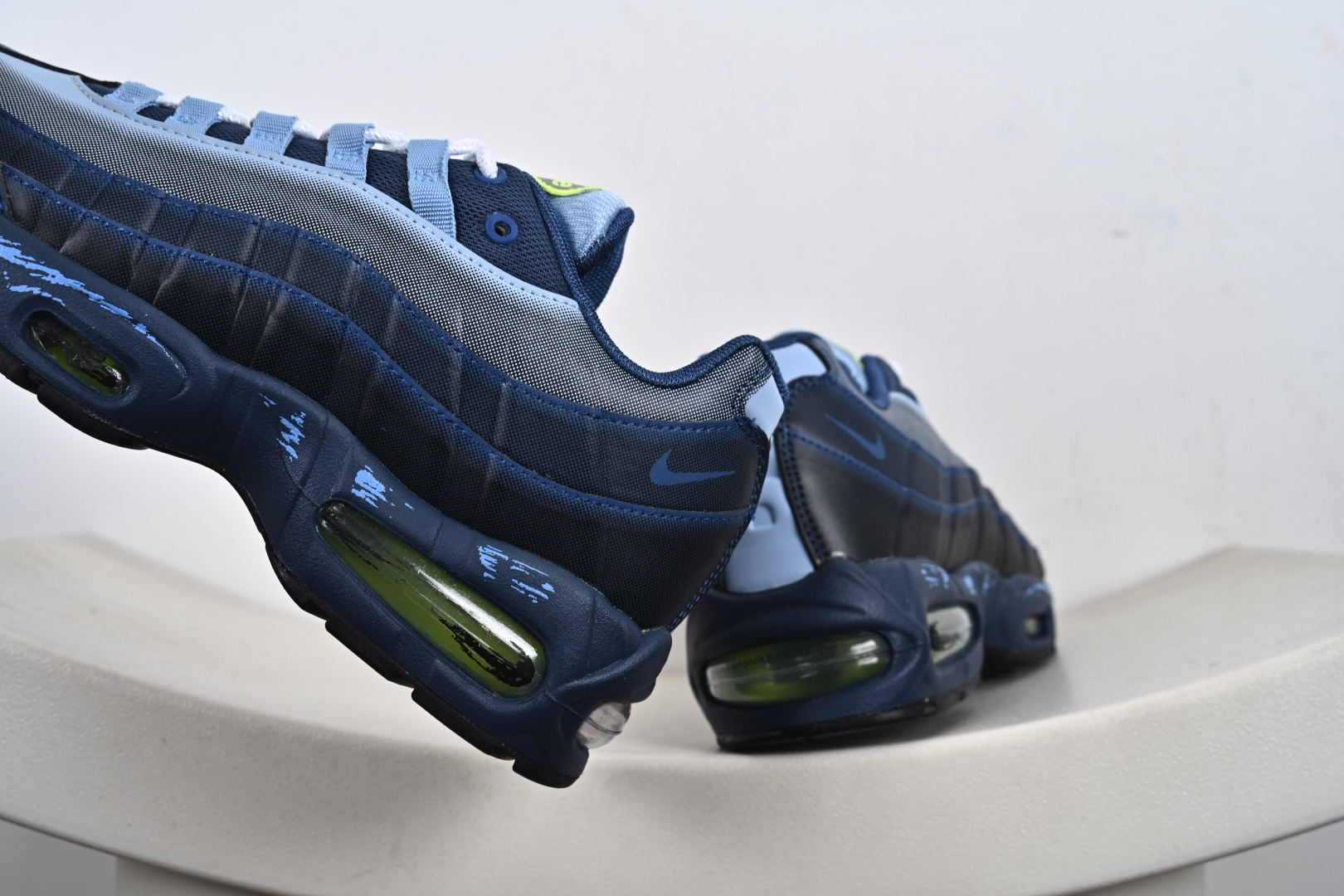 重磅突袭！超人气顶流外贸单品纯原版 Yu-Gi-Oh x NK Air Muscle 95 游戏王联名联名款低帮休闲运动鞋 II7404-400