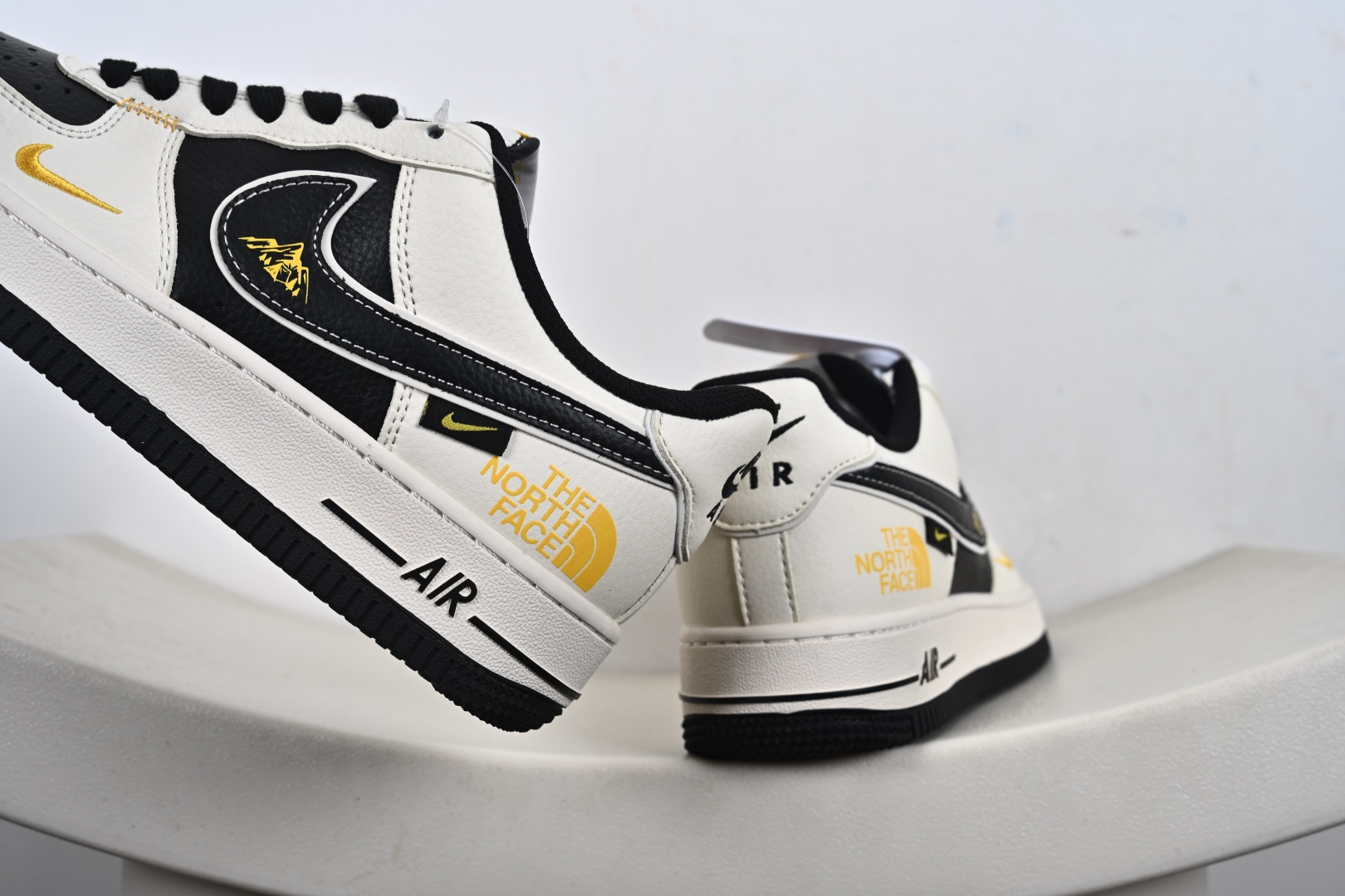 定制版Nike Air Force 1'07 Low 北面联名空军一号低帮休闲板鞋 JP8028-064