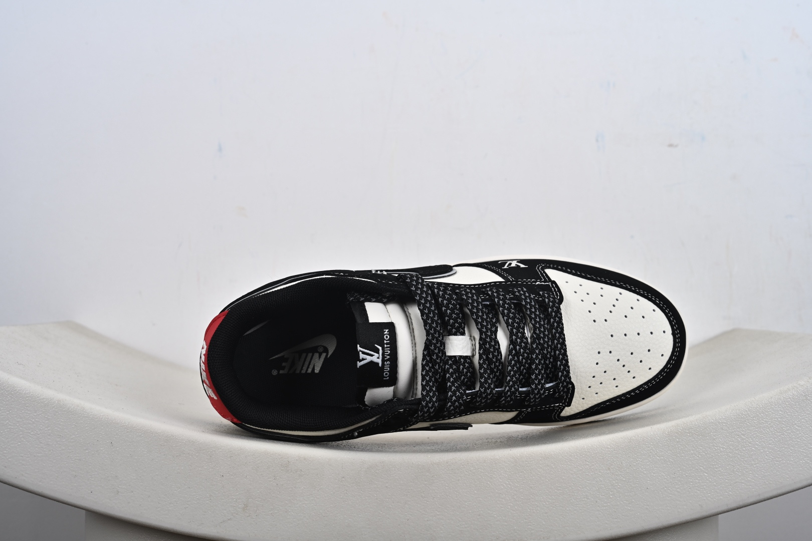 定制版Nike Dunk Low Retro LV联名 周年高端定制 低帮休闲板鞋 QW5836-031