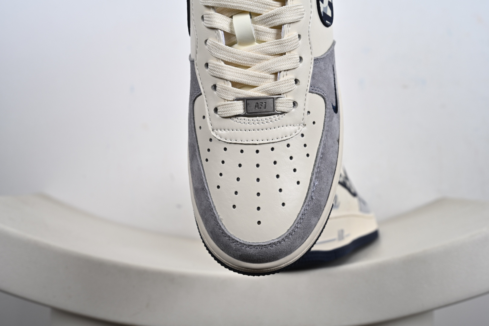 Air Force 1 Low 米灰 NH0601-580