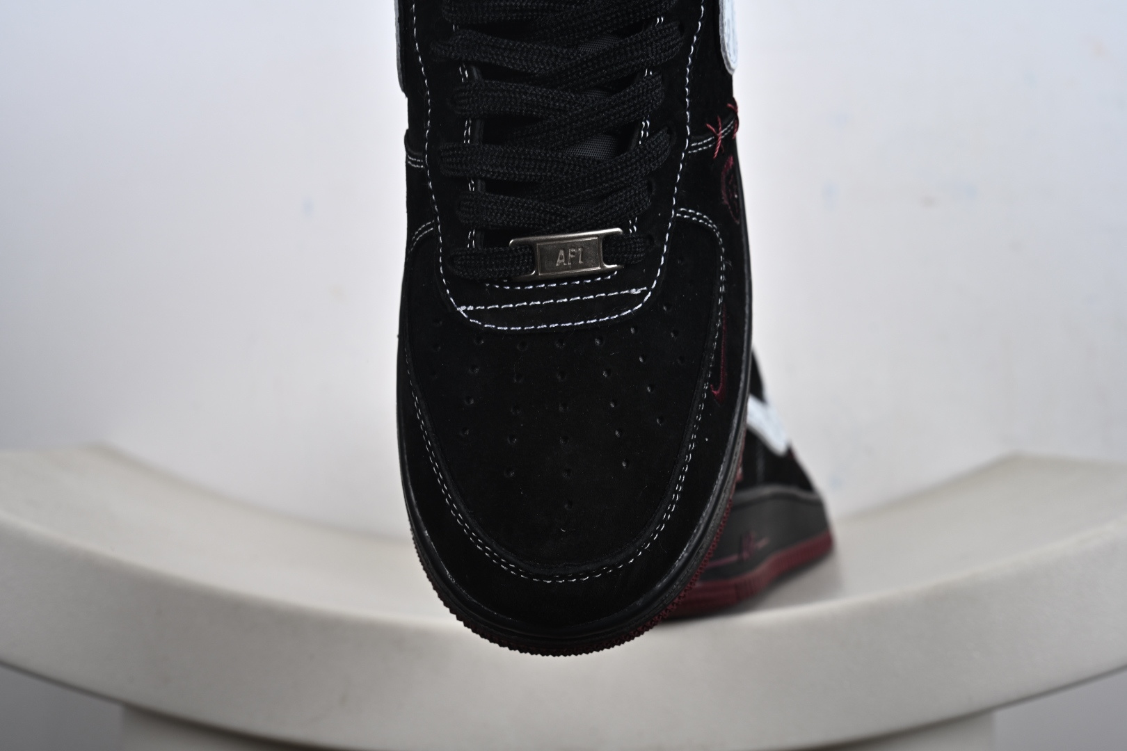 定制版Nike Air Force 1'07 Low Supreme联名 黑红鬼脸 空军一号低帮休闲板鞋 XZ6188-117