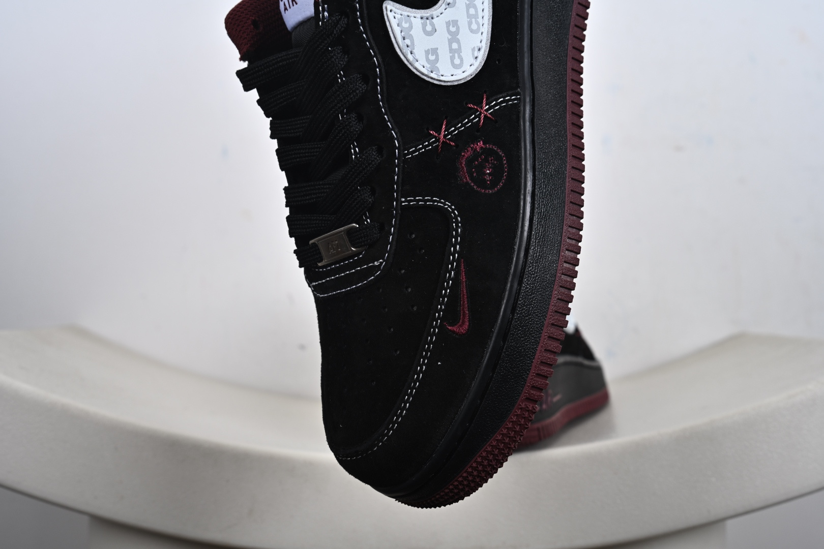 定制版Nike Air Force 1'07 Low Supreme联名 黑红鬼脸 空军一号低帮休闲板鞋 XZ6188-117