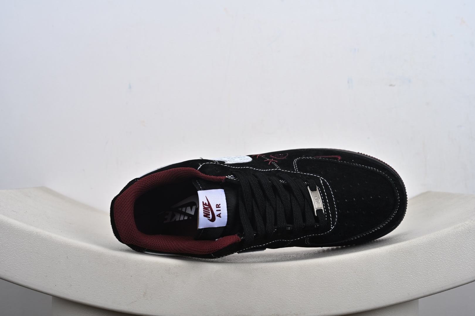 定制版Nike Air Force 1'07 Low Supreme联名 黑红鬼脸 空军一号低帮休闲板鞋 XZ6188-117