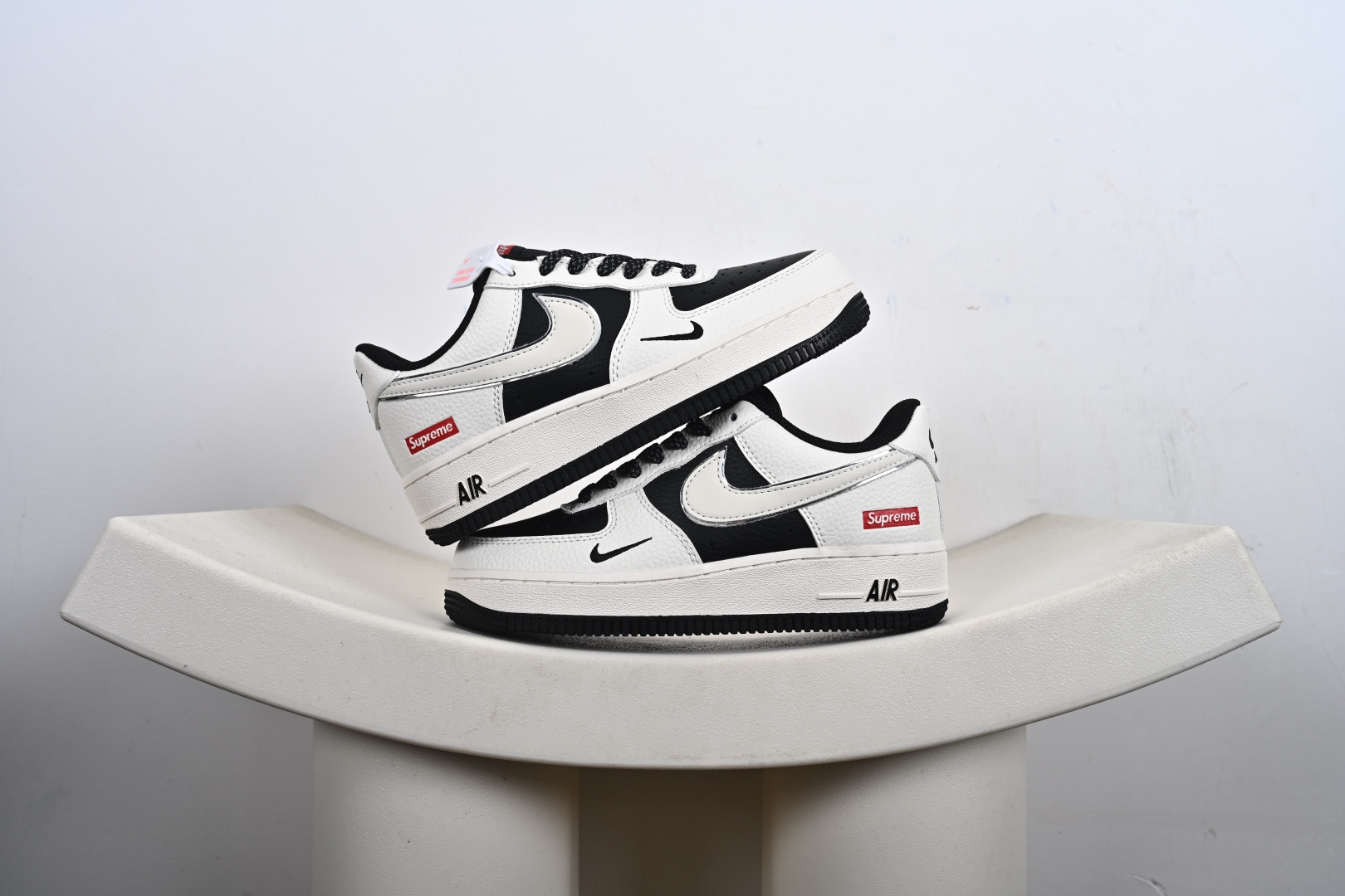 支持放店 Nike Air Force 1‘07 Low Supreme联名 米蓝亮边 空军一‮低号‬帮休闲板鞋 HH7518-057 #原楦头原纸板 原‮鞋装‬盒 定‮五制‬金配件 内‮全置‬掌气垫 原厂鞋底 K-E4