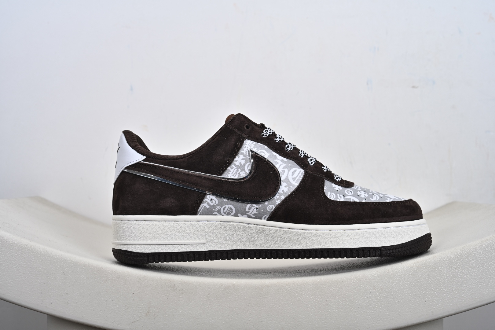 NIke Air Force 1 ‘07 Low “克罗心联名——浅栗翻毛”空军一号 低帮 运动鞋 休闲鞋 SY1388-010