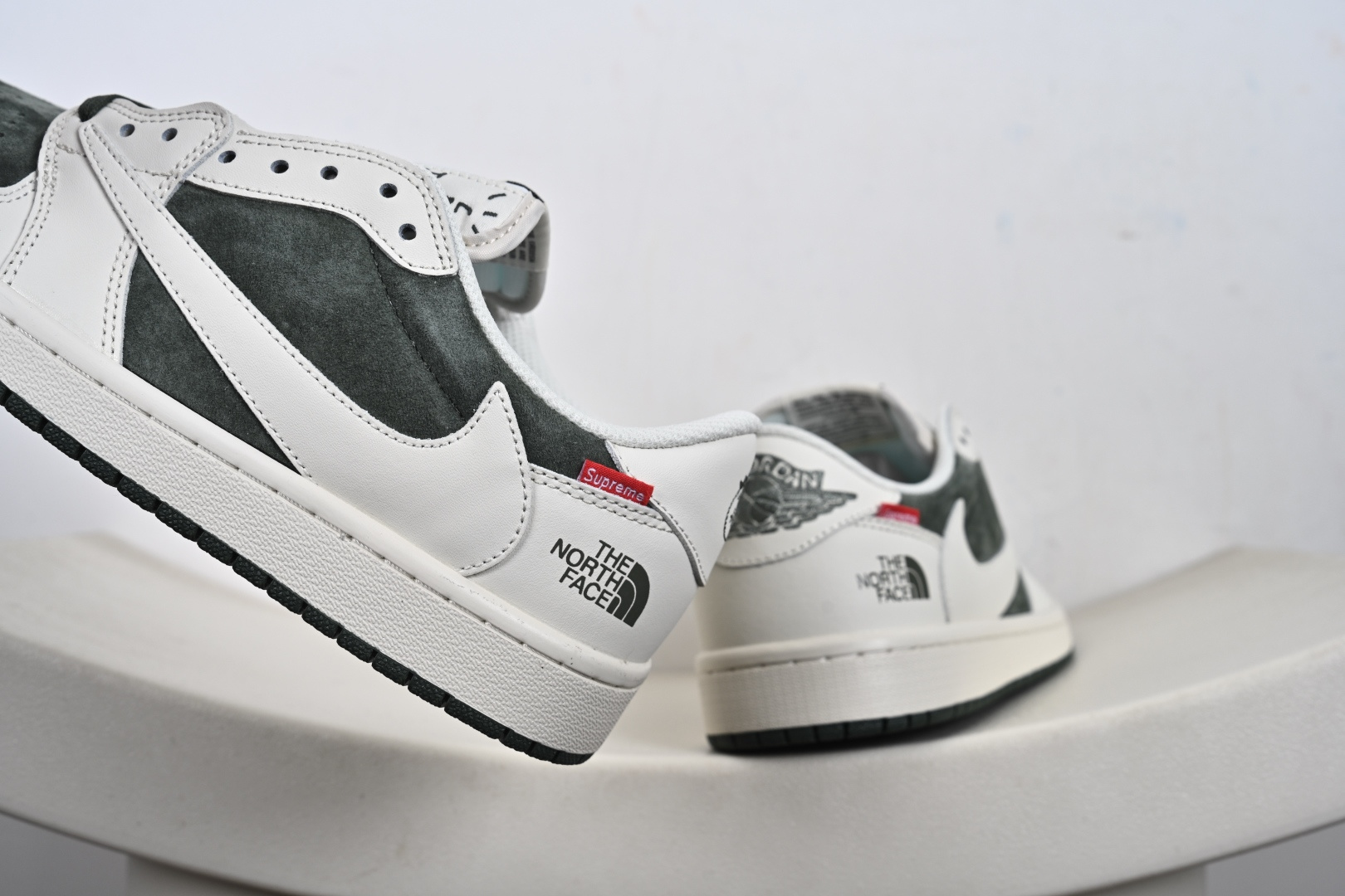 Nike AIR JORDAN 1 LOW OG SP乔1倒钩联名款 低帮文化休闲板鞋 DM7866-122